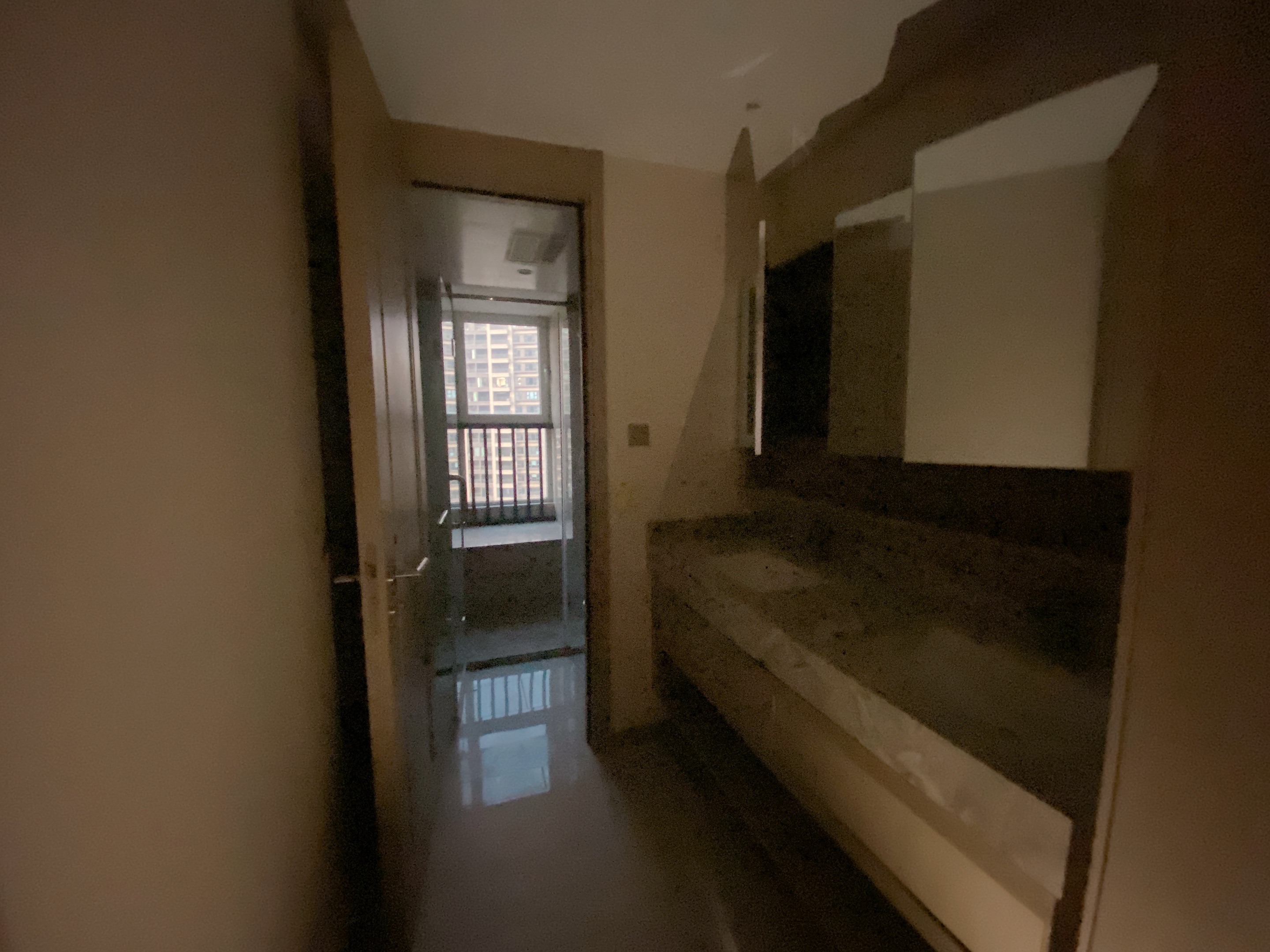 南通金鹰世界&middot;尚府 4室2厅2卫 160m&sup2;