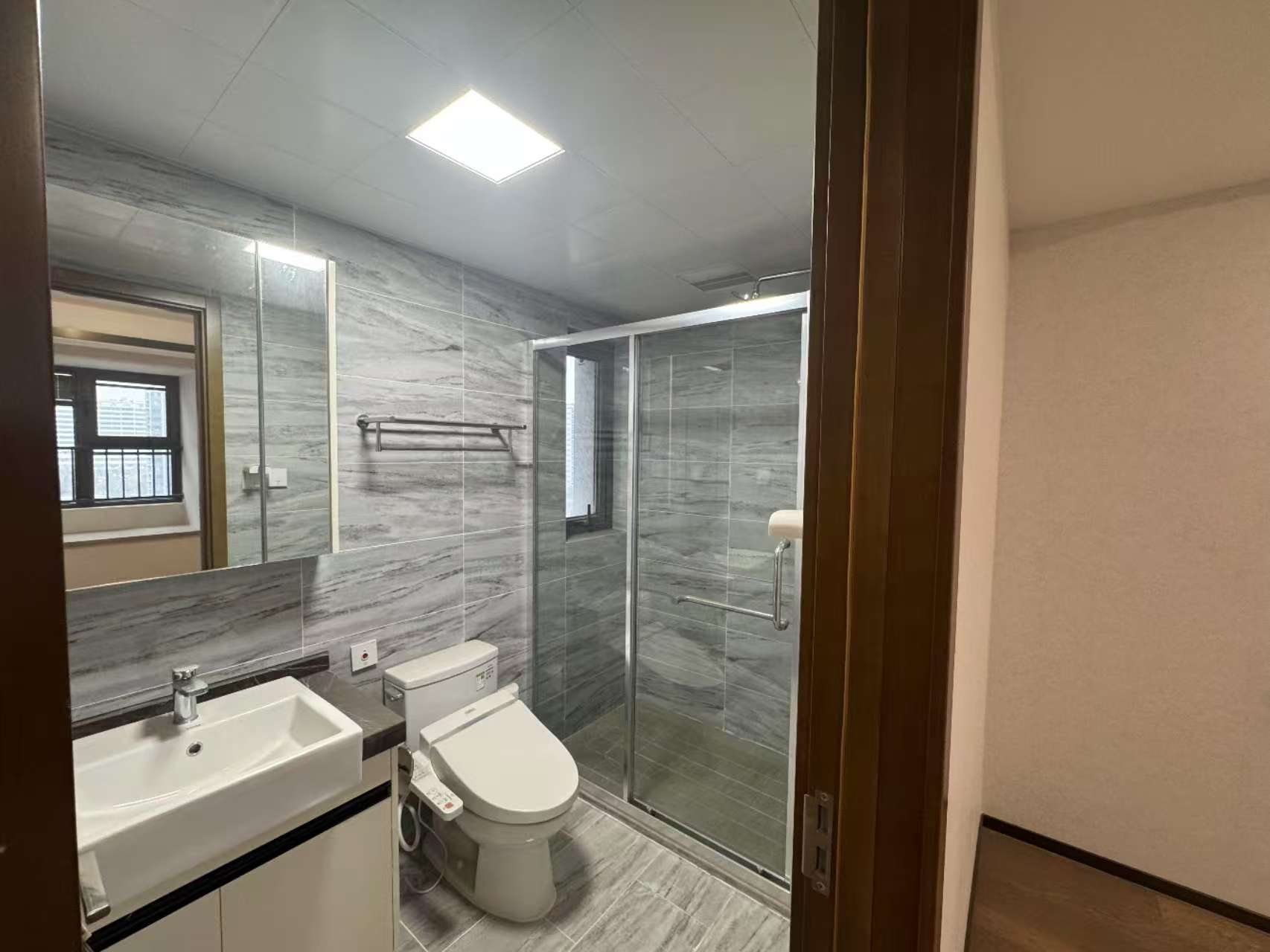 远创东樾 3室2厅2卫 126.33m&sup2;