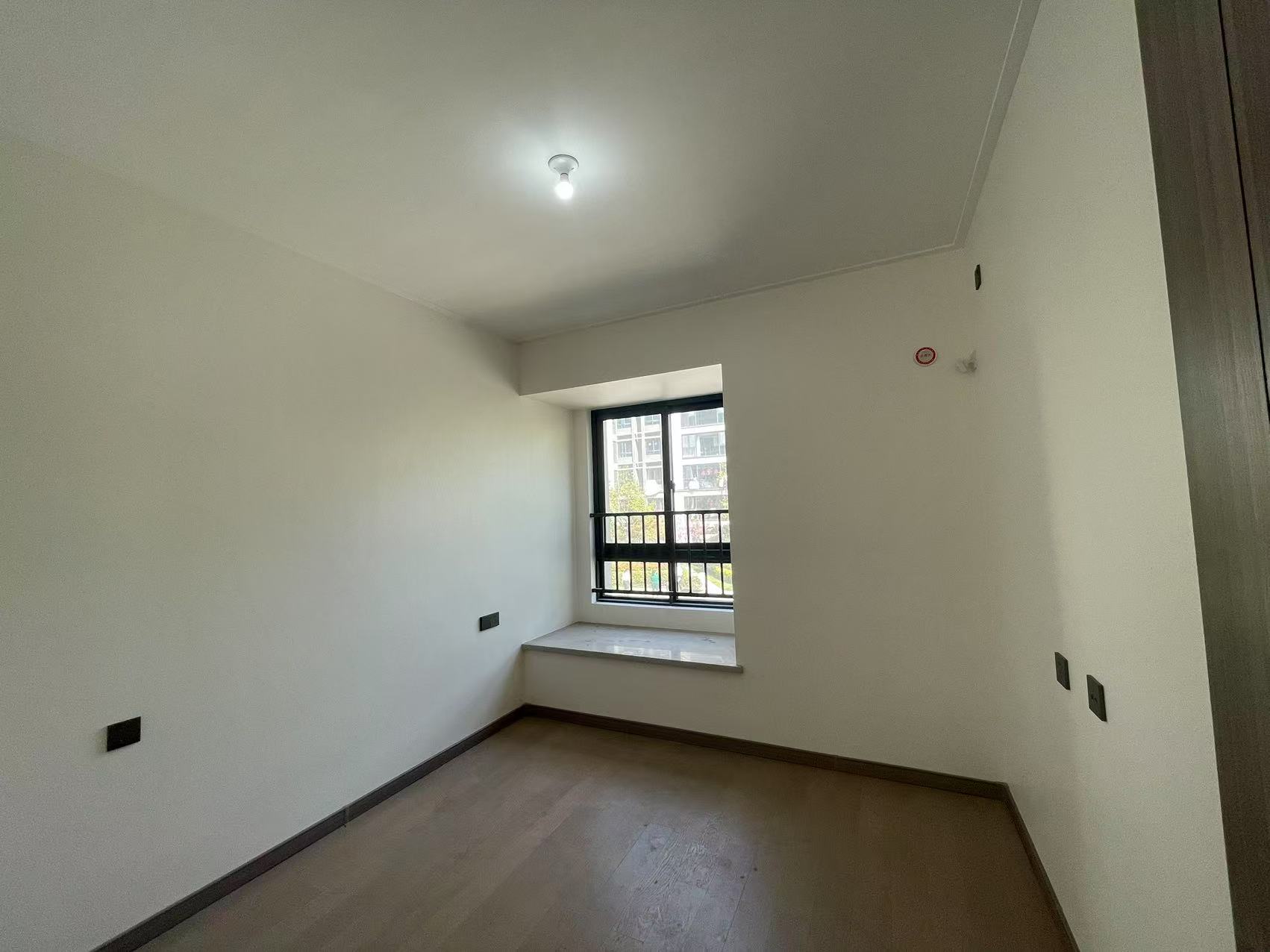 万科翡翠公园 4室2厅2卫 138.62m&sup2;