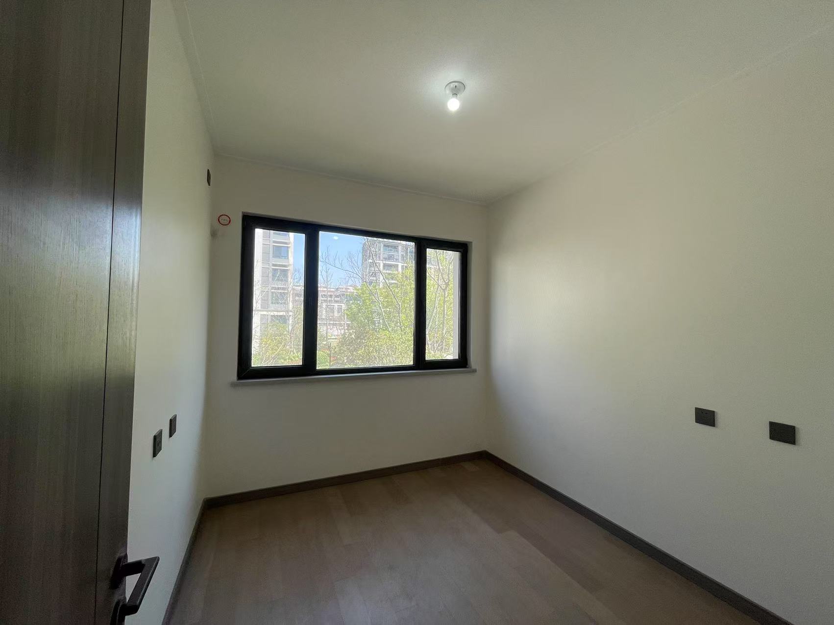 万科翡翠公园 4室2厅2卫 138.62m&sup2;