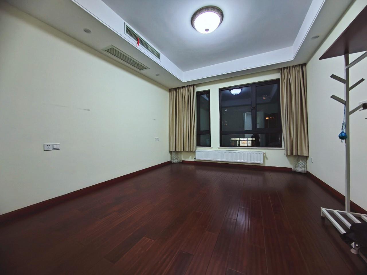 南通橡树湾 4室2厅3卫 248.07m&sup2;