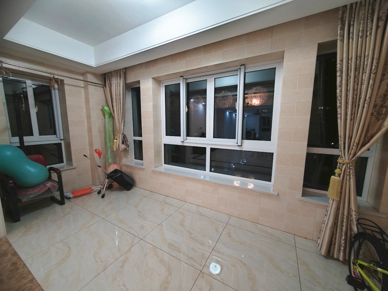 南通橡树湾 4室2厅3卫 248.07m&sup2;