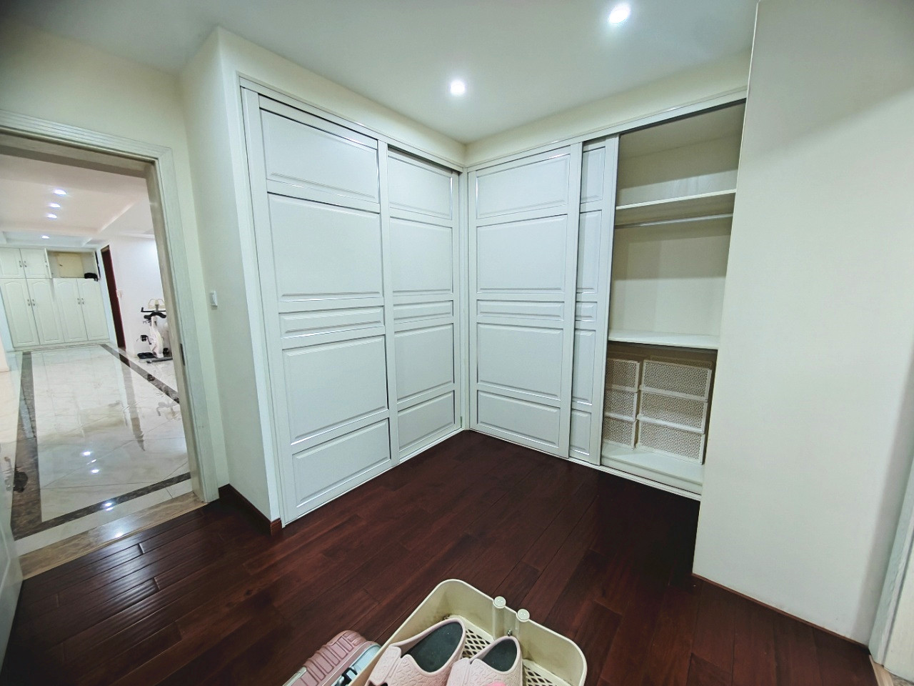 南通橡树湾 4室2厅3卫 248.07m&sup2;