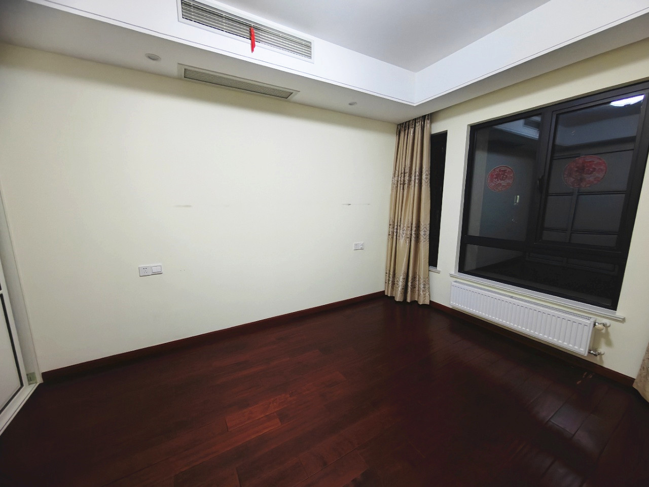 南通橡树湾 4室2厅3卫 248.07m&sup2;