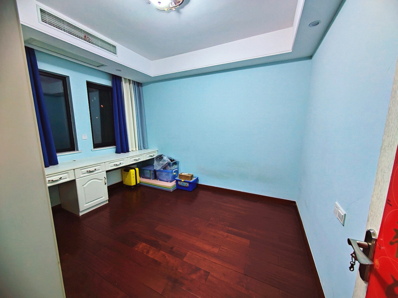 南通橡树湾 4室2厅3卫 248.07m&sup2;
