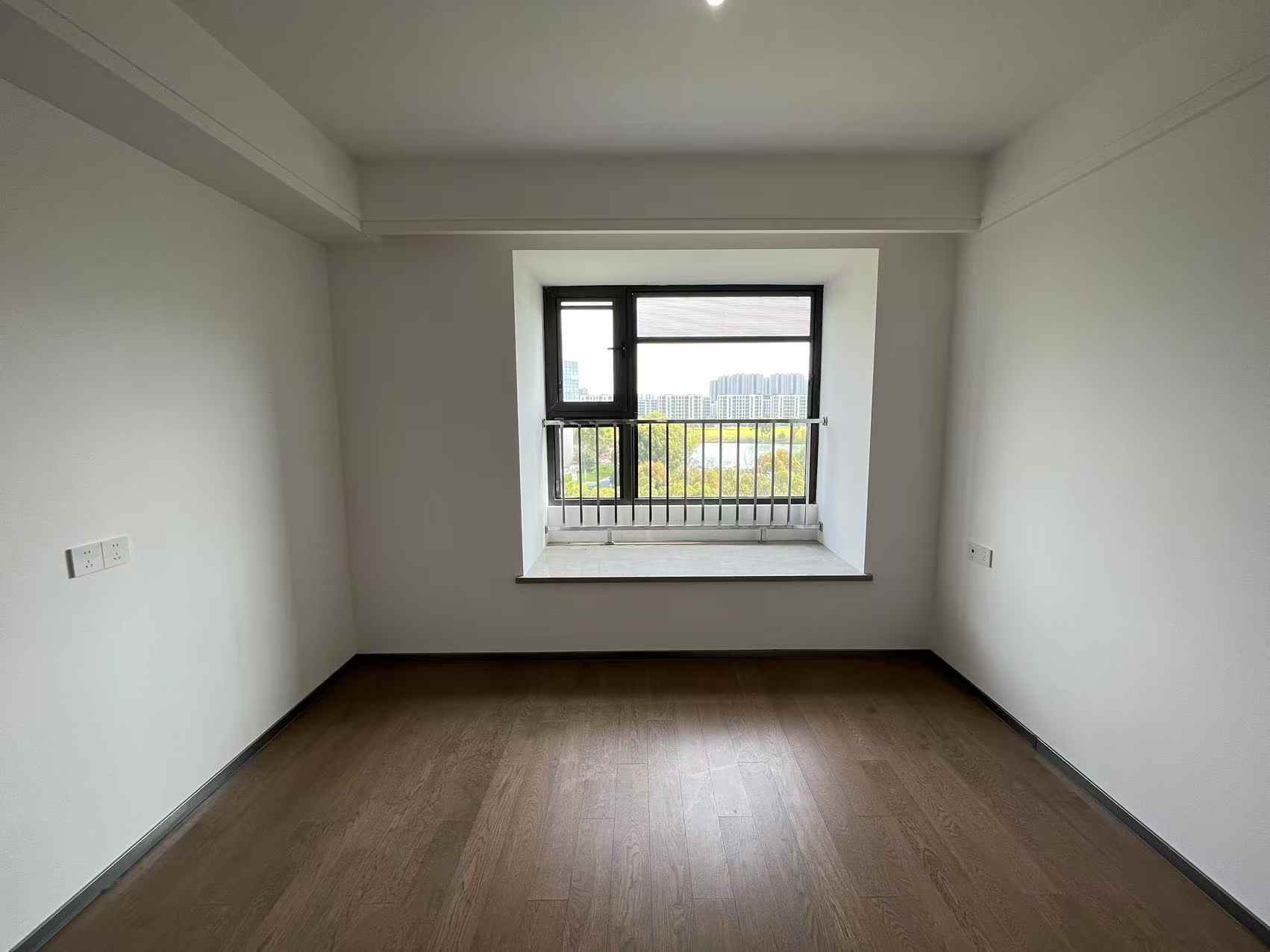 湖悦云境 4室2厅2卫 129.00m²