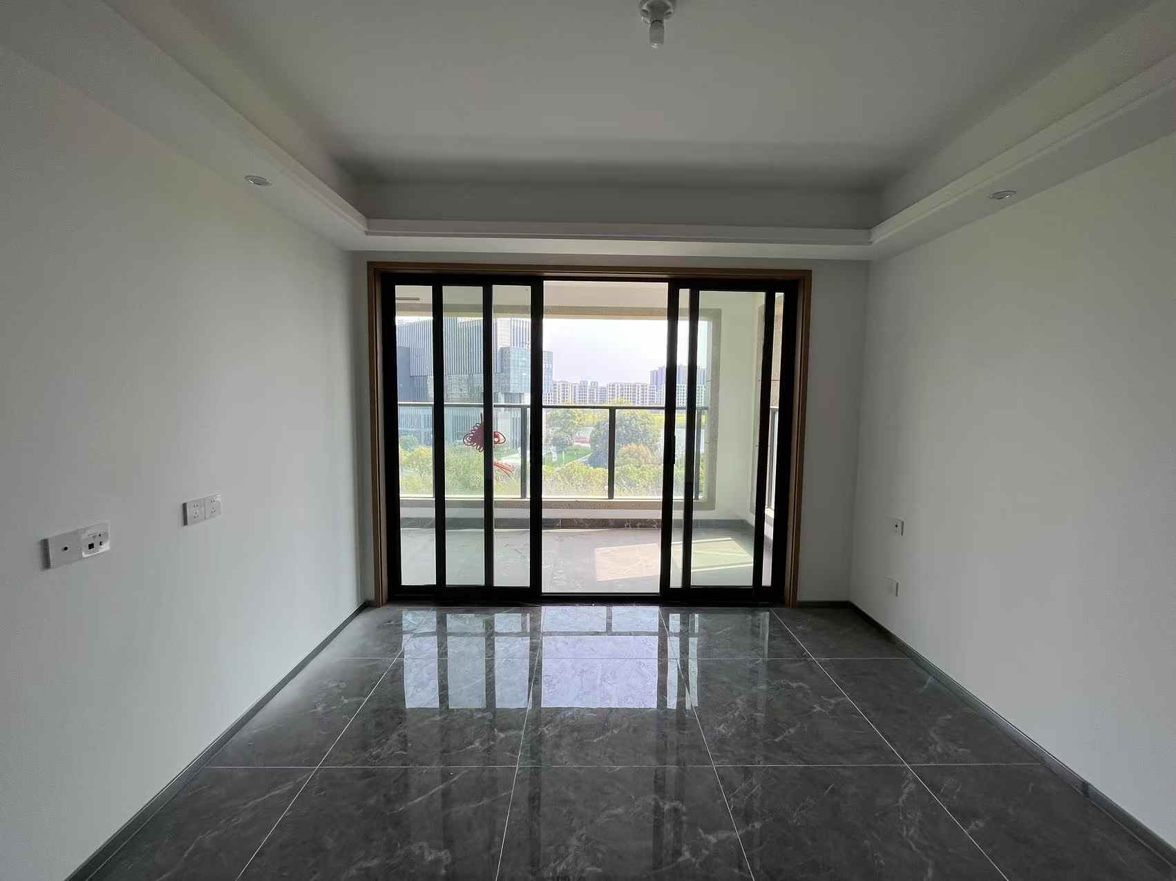湖悦云境 4室2厅2卫 129.00m²
