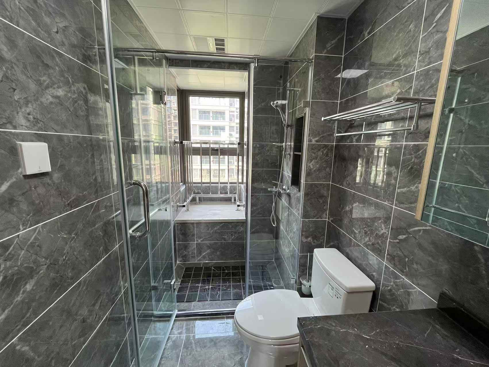 湖悦云境 4室2厅2卫 129.00m²