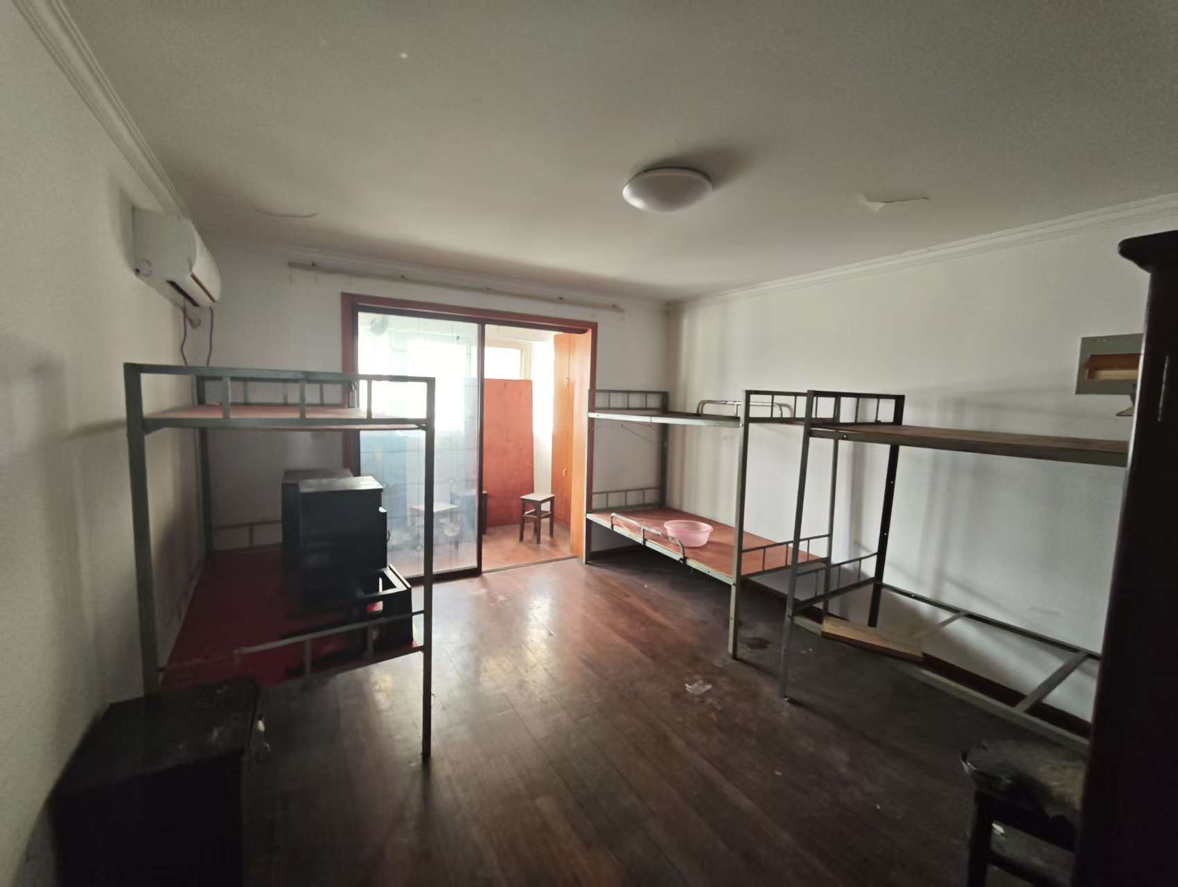 城山家园 3室2厅1卫 100m&sup2;