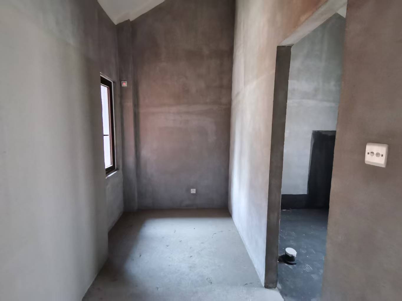 景瑞御府 3室2厅3卫 140.69m²
