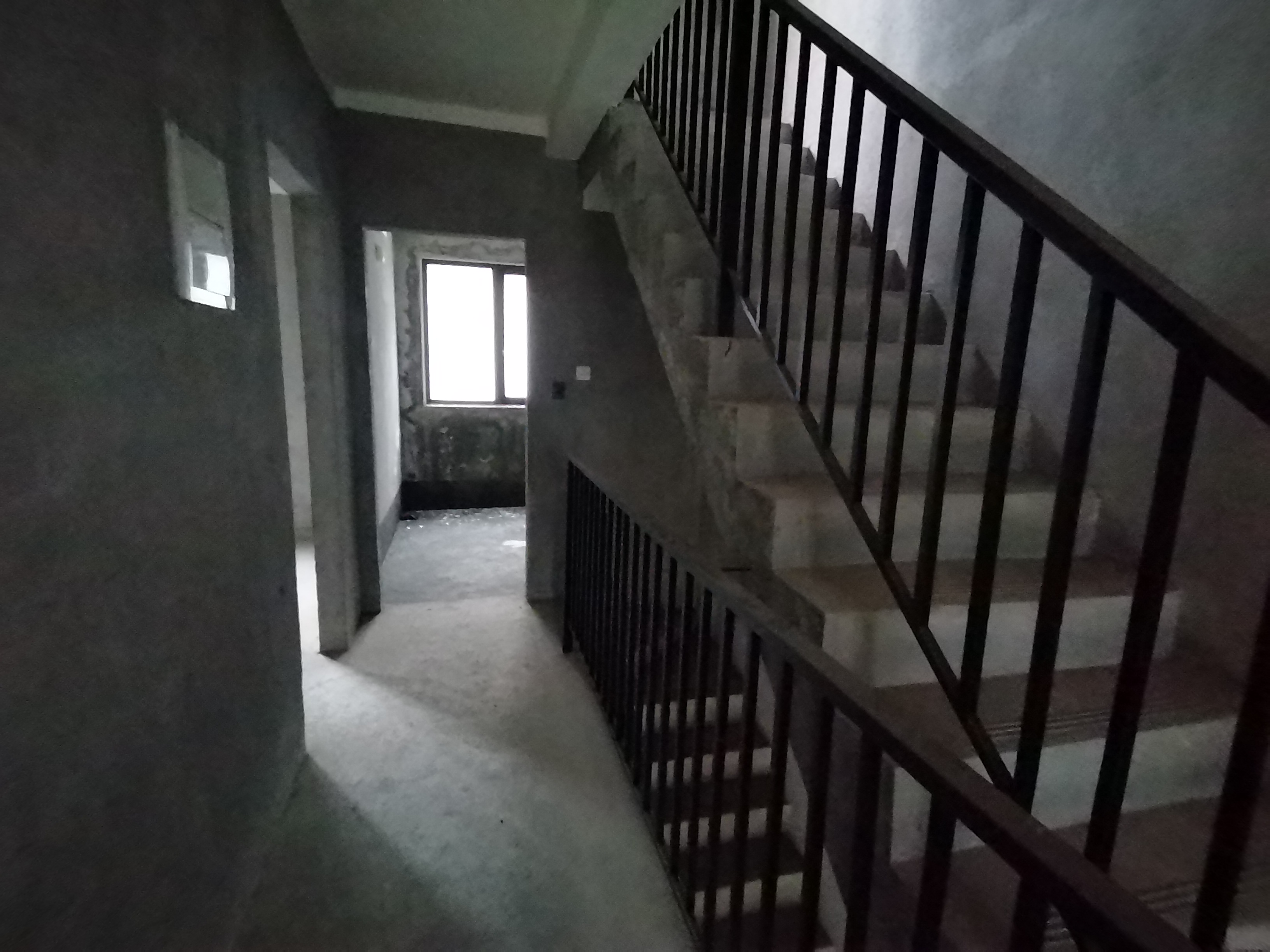 景瑞御府 3室2厅3卫 140.69m²