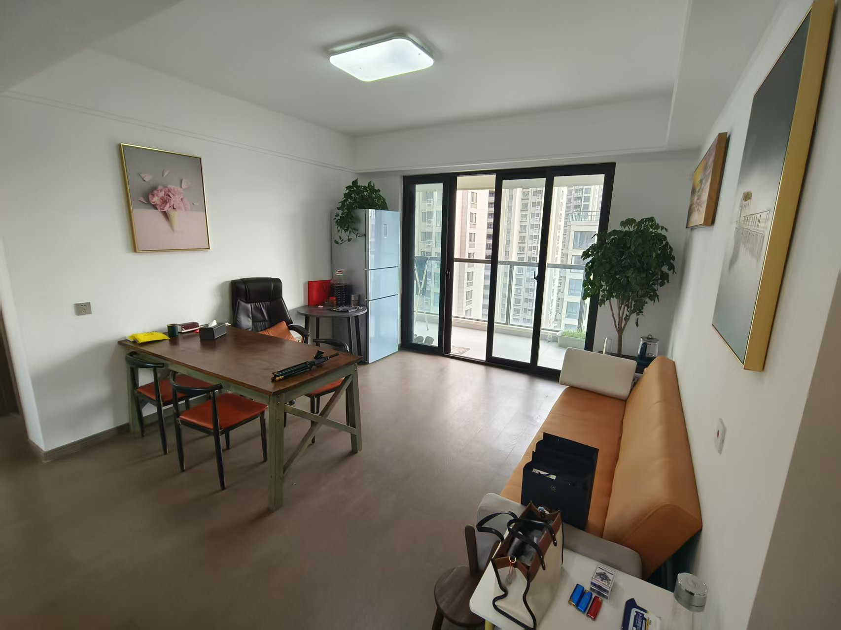 时光漫城 3室2厅1卫 97.00m²
