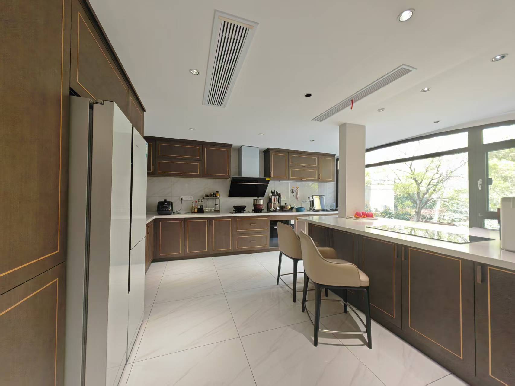 优山美地花园南区 5室2厅3卫 326.50m²