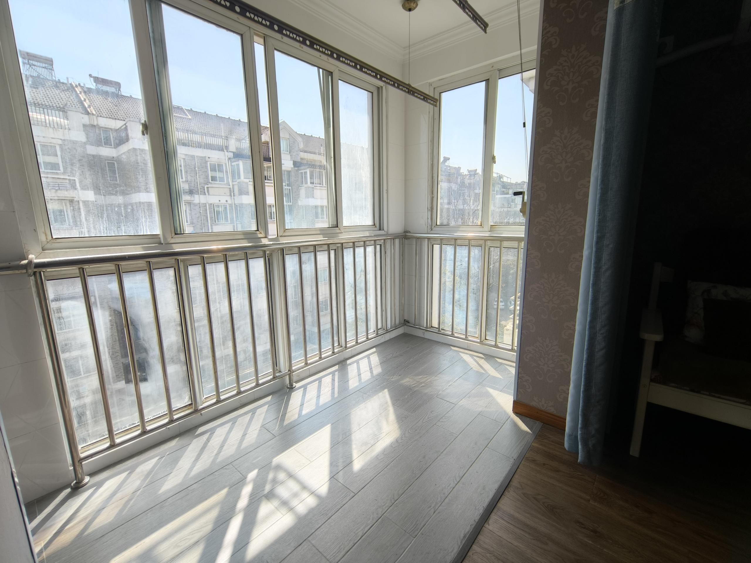 天润家园 3室1厅1卫 101m²