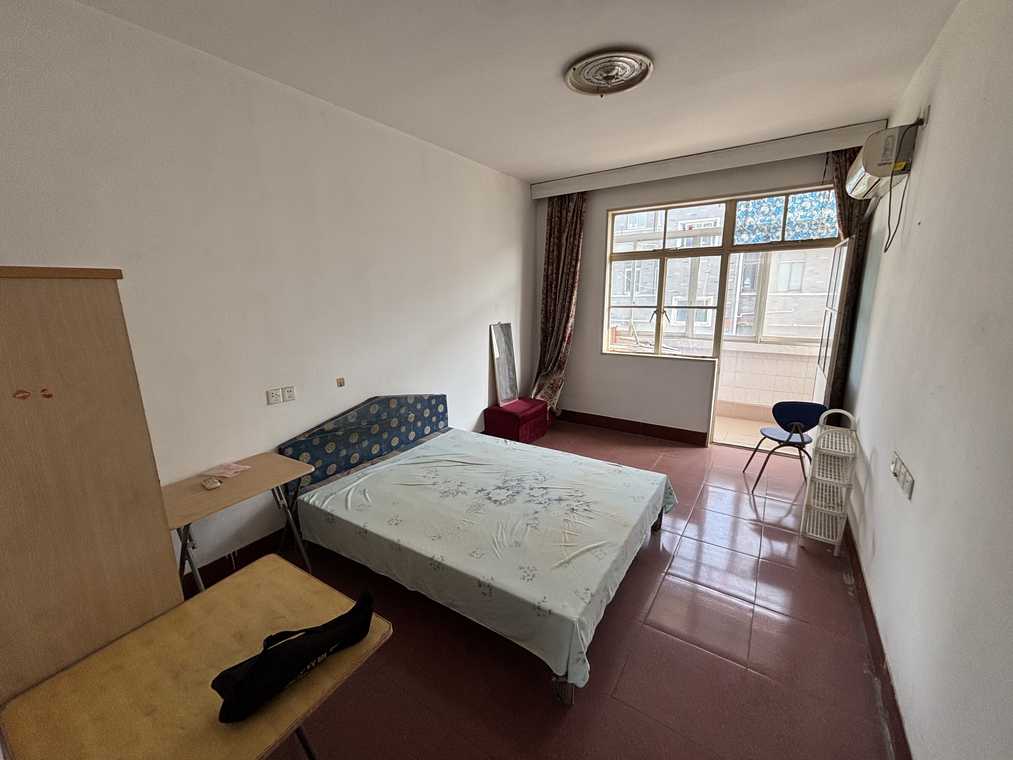 濠东路63号 2室1厅1卫 60.4m²