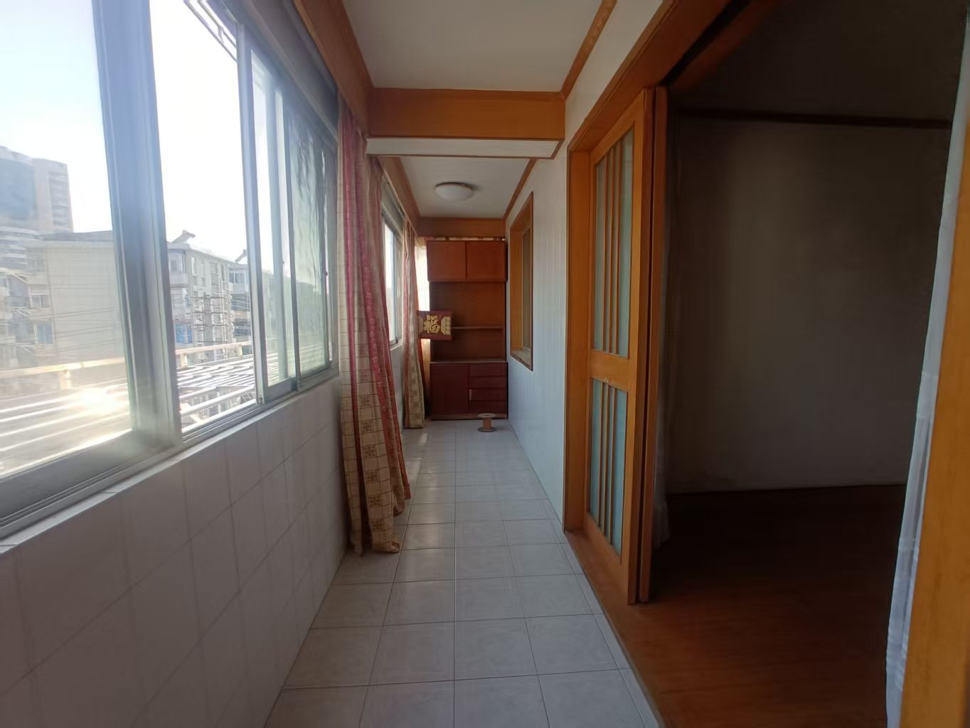 濠西园 3室2厅1卫 122m&sup2;