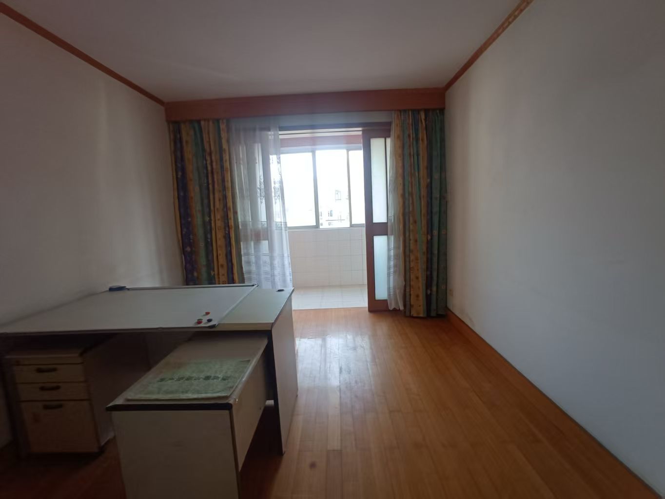 濠西园 3室2厅1卫 122m&sup2;