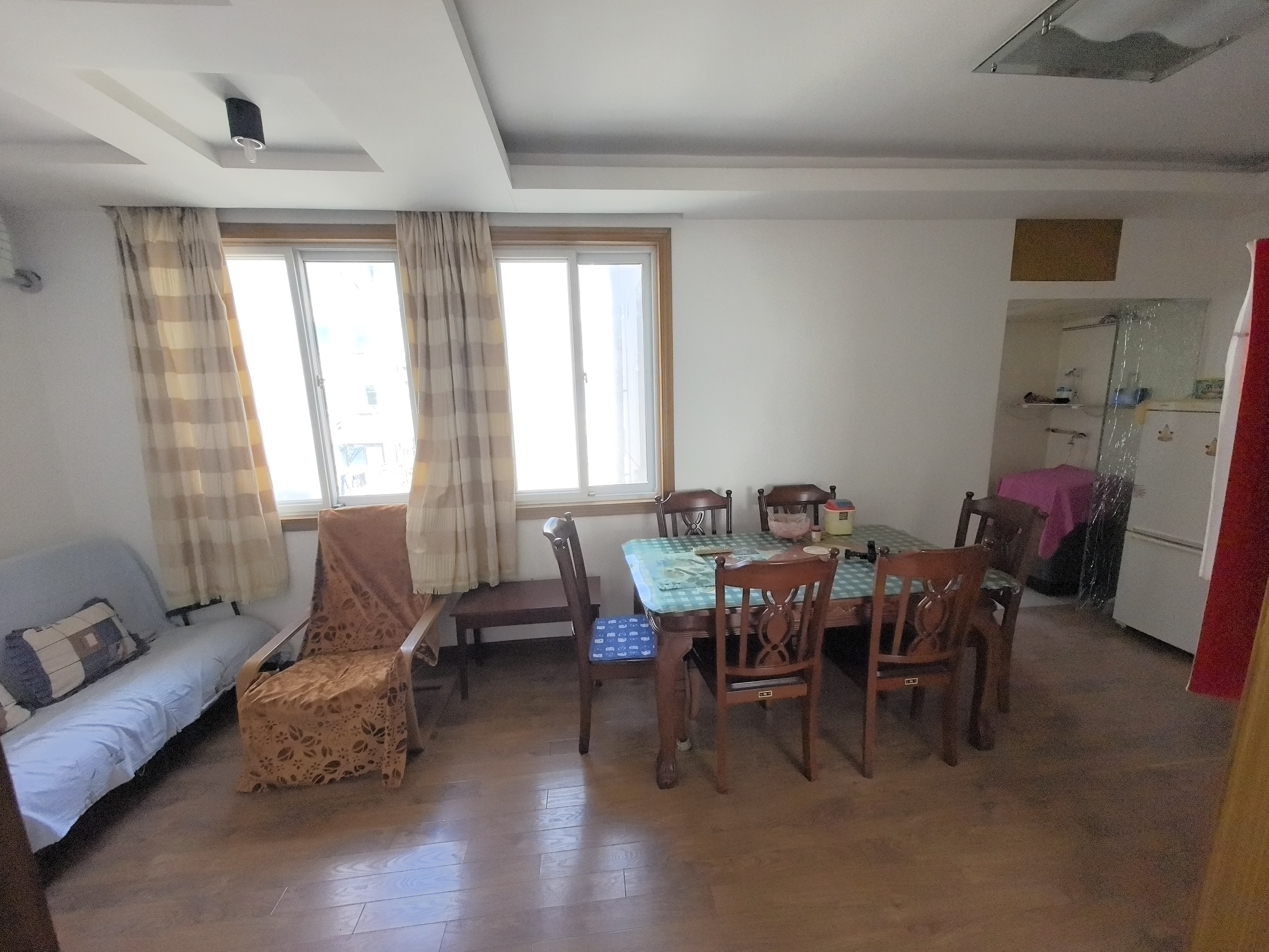郭里园 2.5室1厅1卫 73m&sup2;