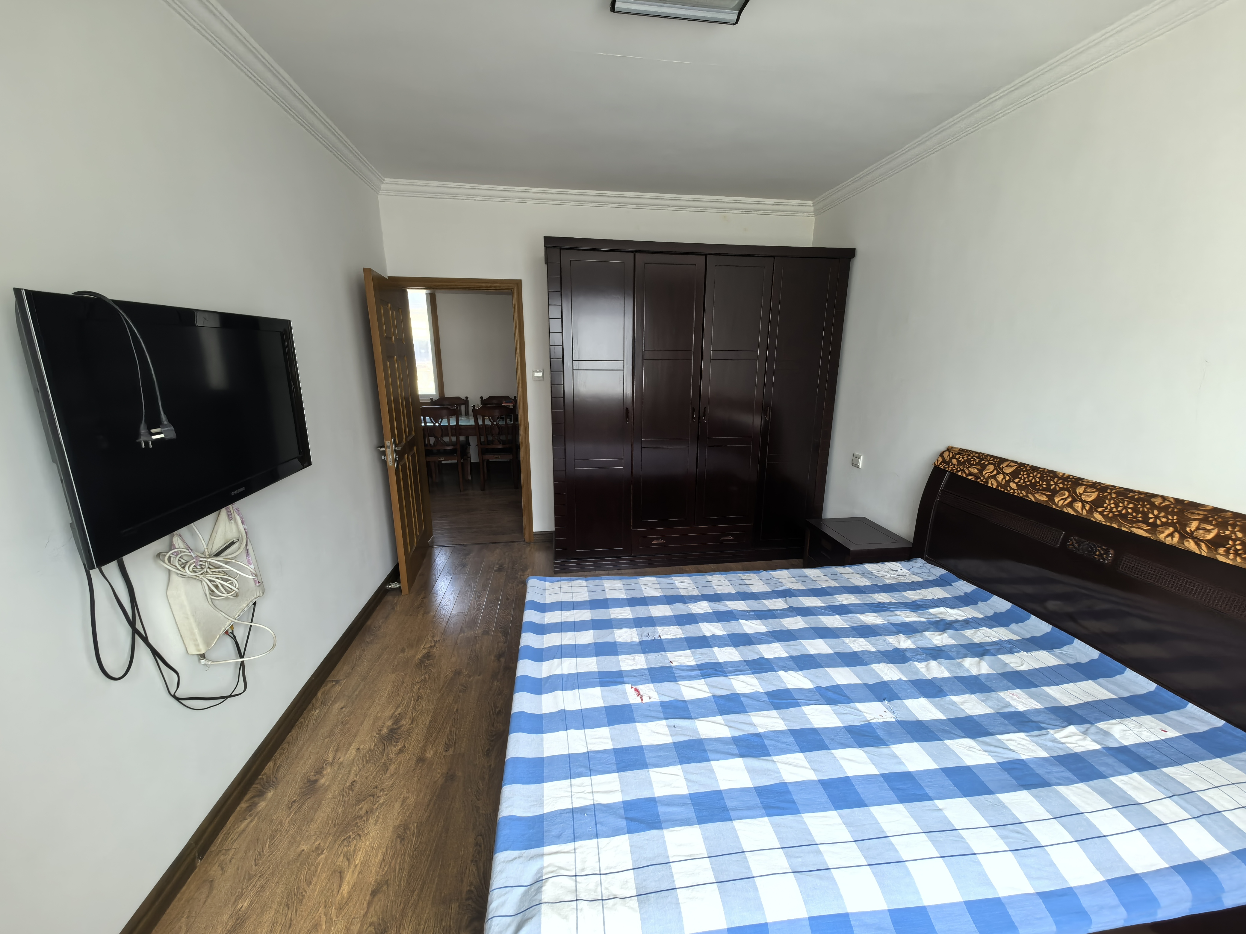 郭里园 2.5室1厅1卫 73m&sup2;