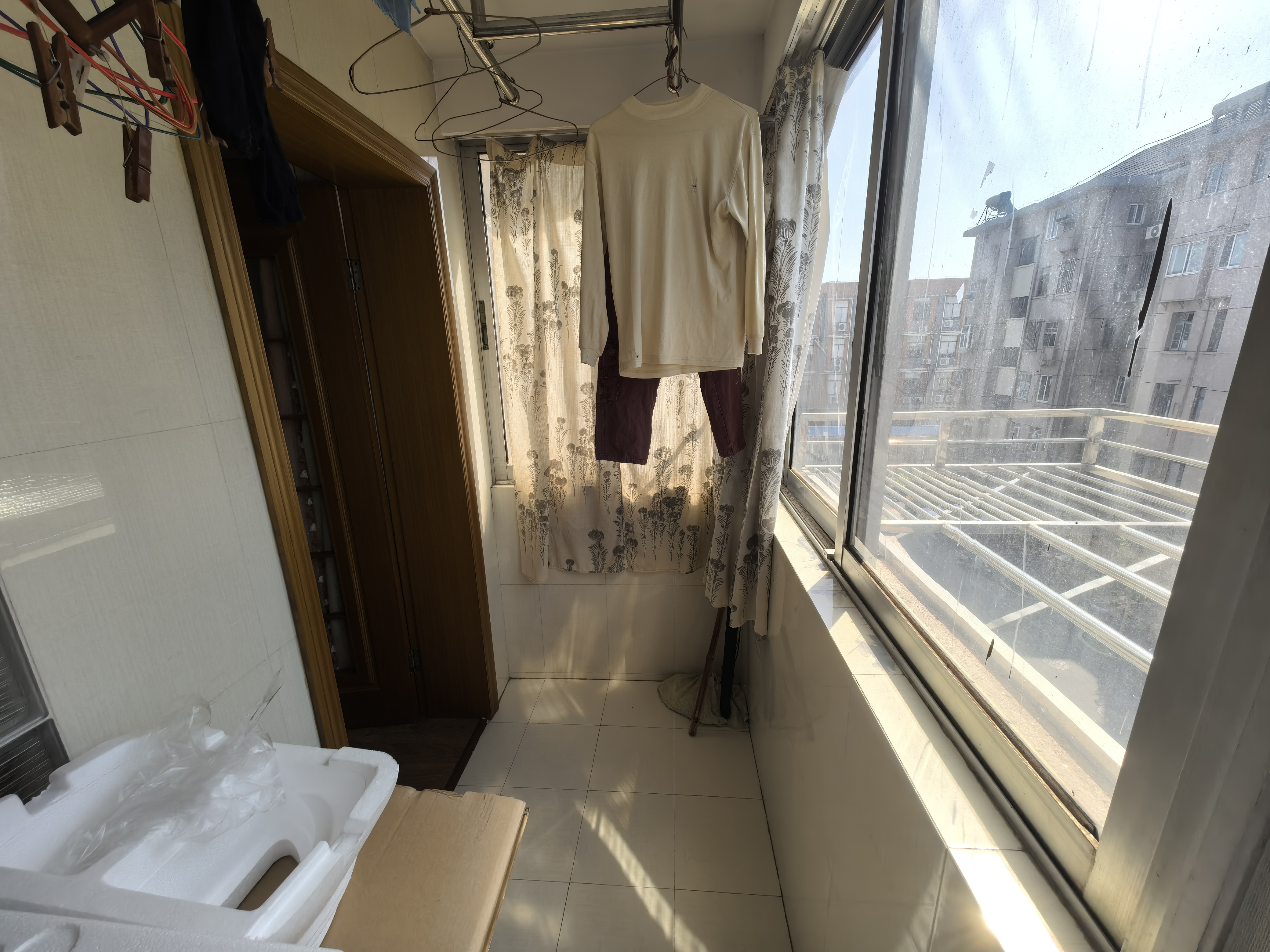 郭里园 2.5室1厅1卫 73m&sup2;