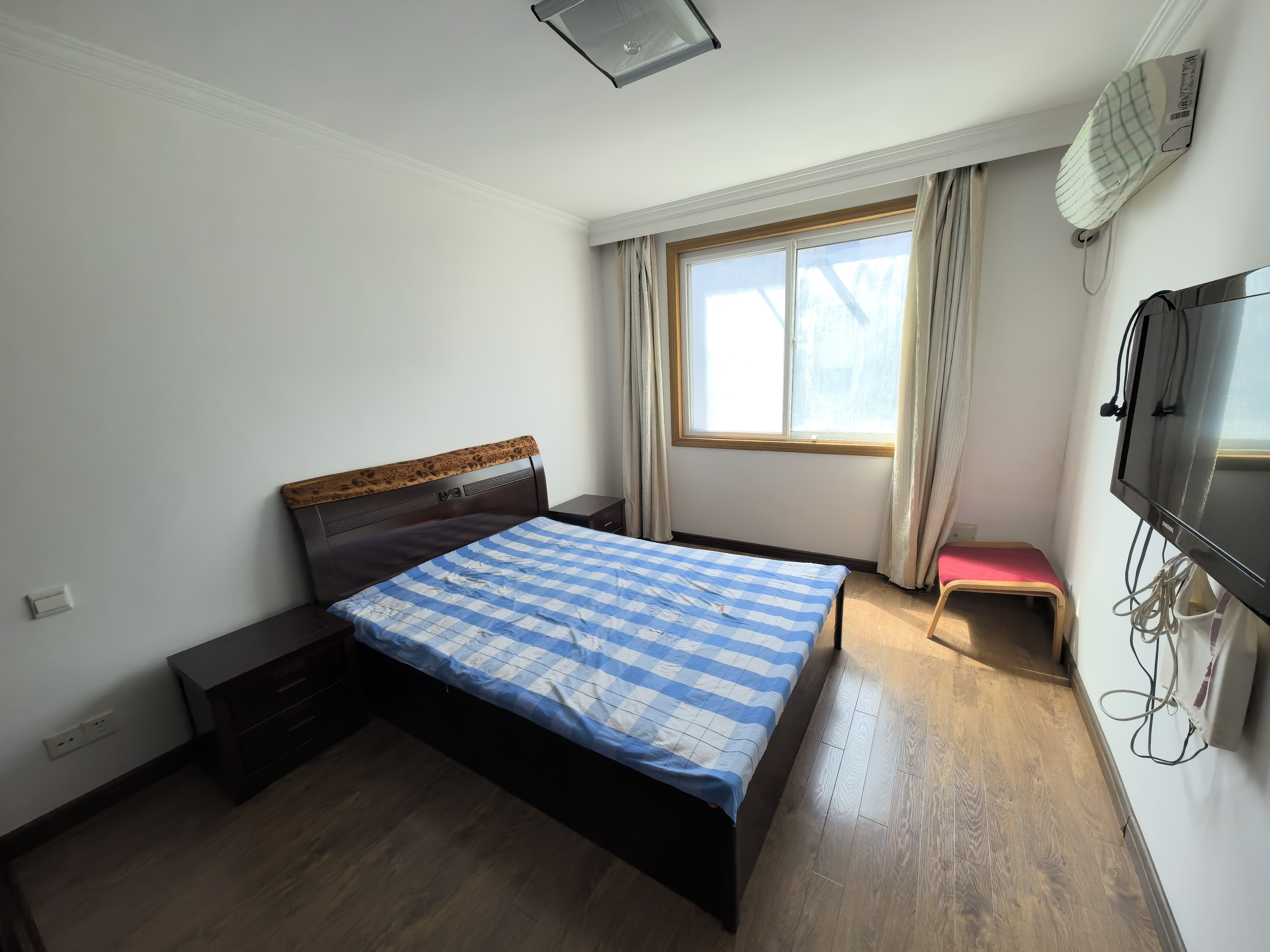 郭里园 2.5室1厅1卫 73m&sup2;