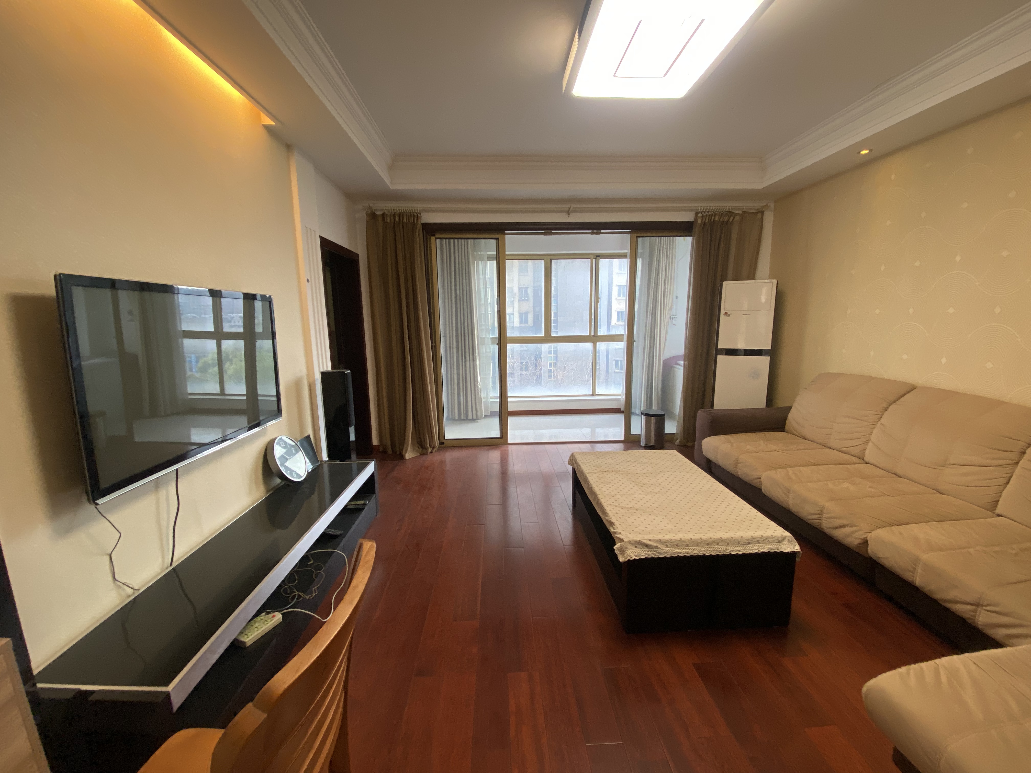 尚海湾 3室2厅1卫 146m&sup2;