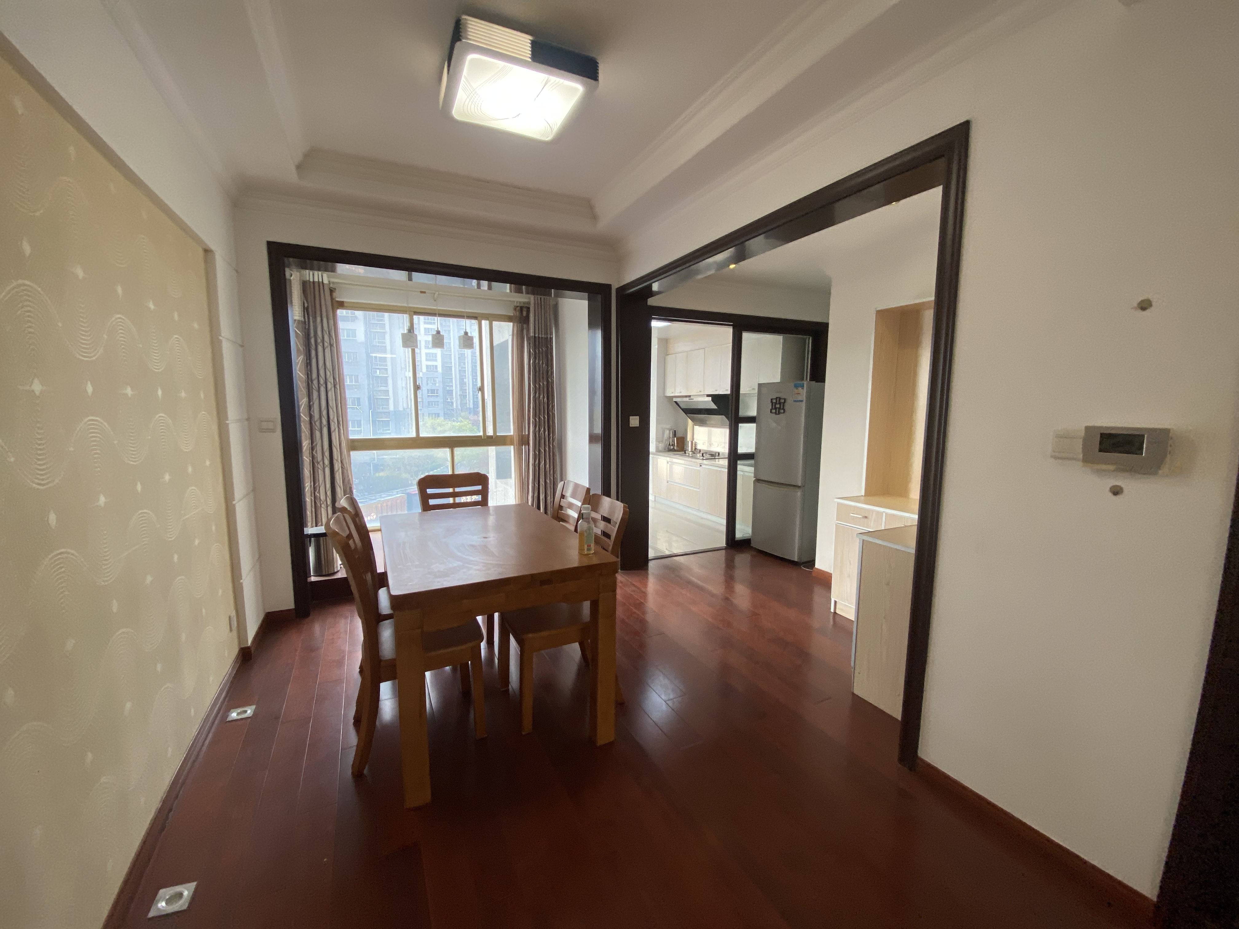 尚海湾 3室2厅1卫 146m&sup2;