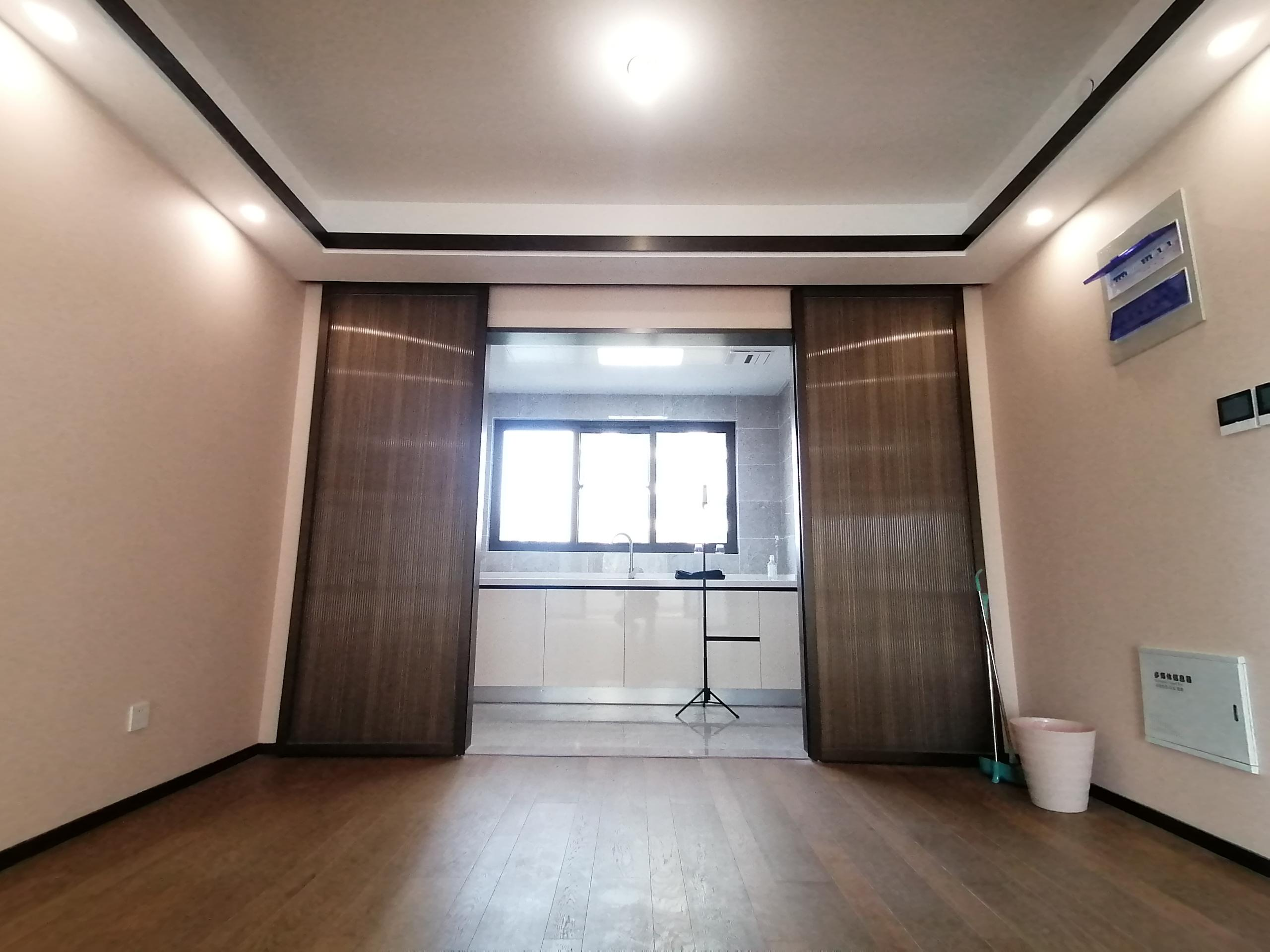 远创东樾 4室2厅3卫 155m&sup2;
