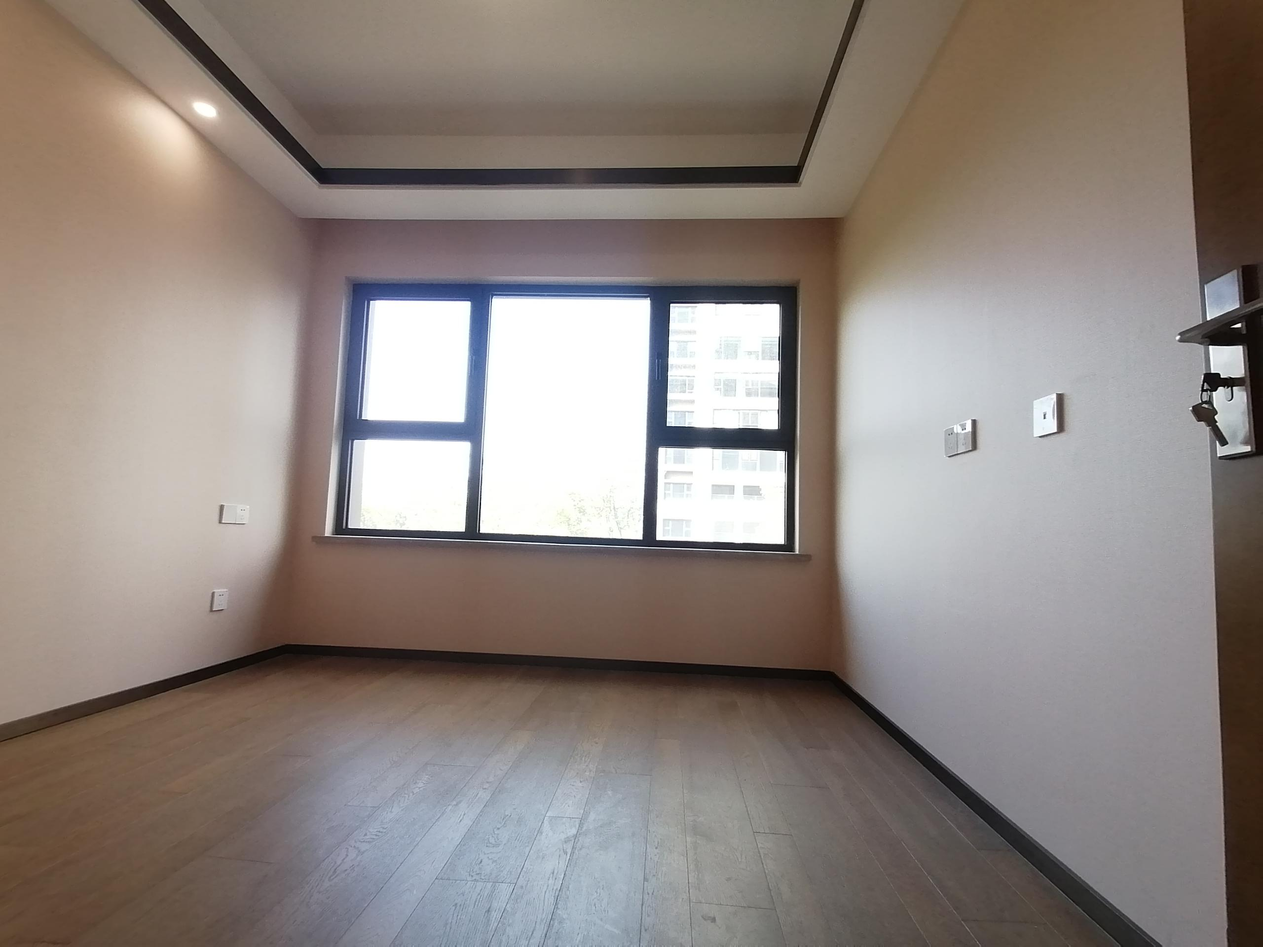 远创东樾 4室2厅3卫 155m&sup2;