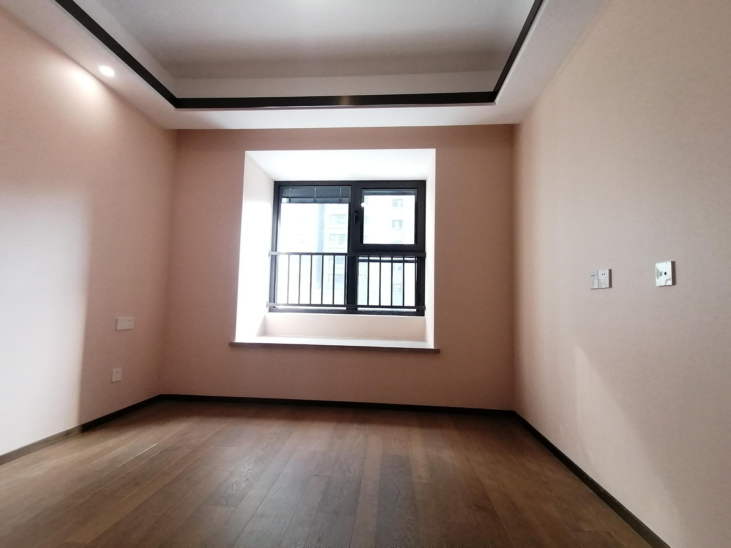 远创东樾 4室2厅3卫 155m&sup2;