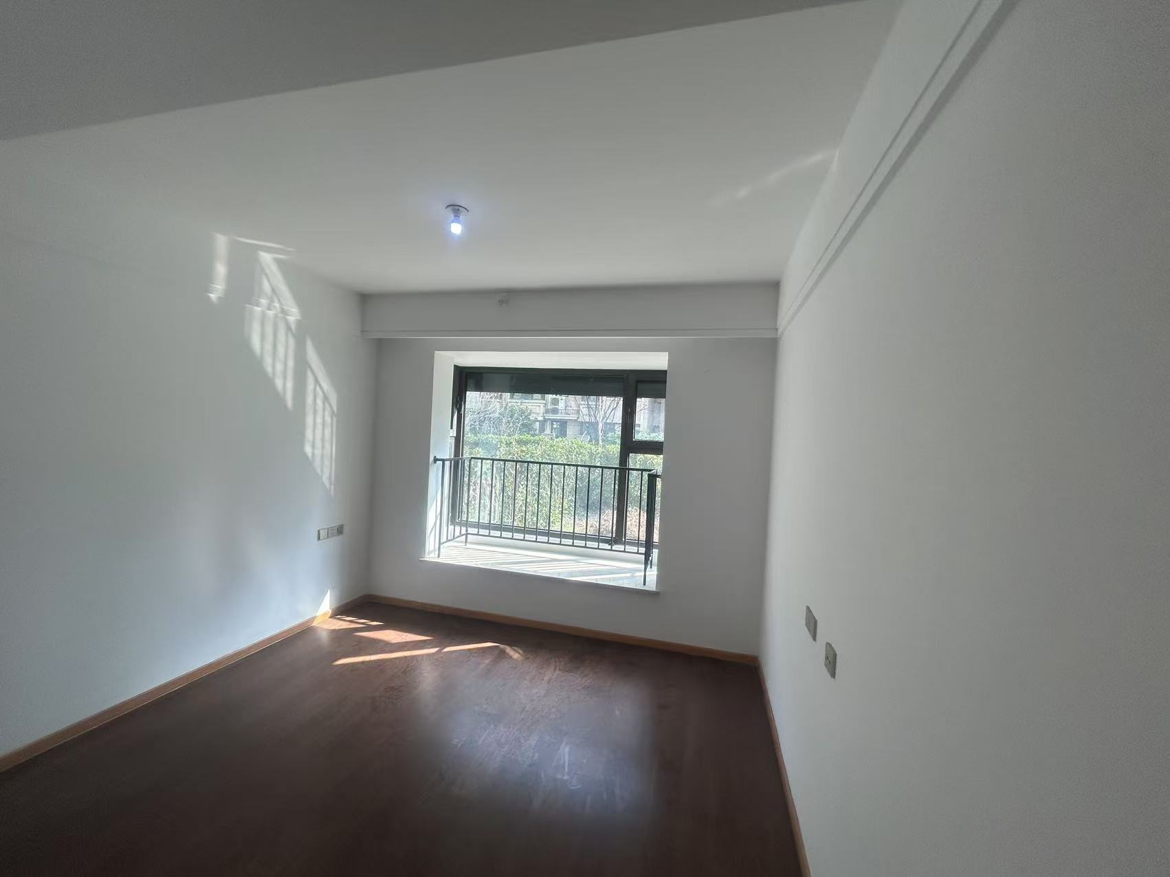 中南熙悦(南通经济技术开发区) 4室2厅2卫 122m&sup2;
