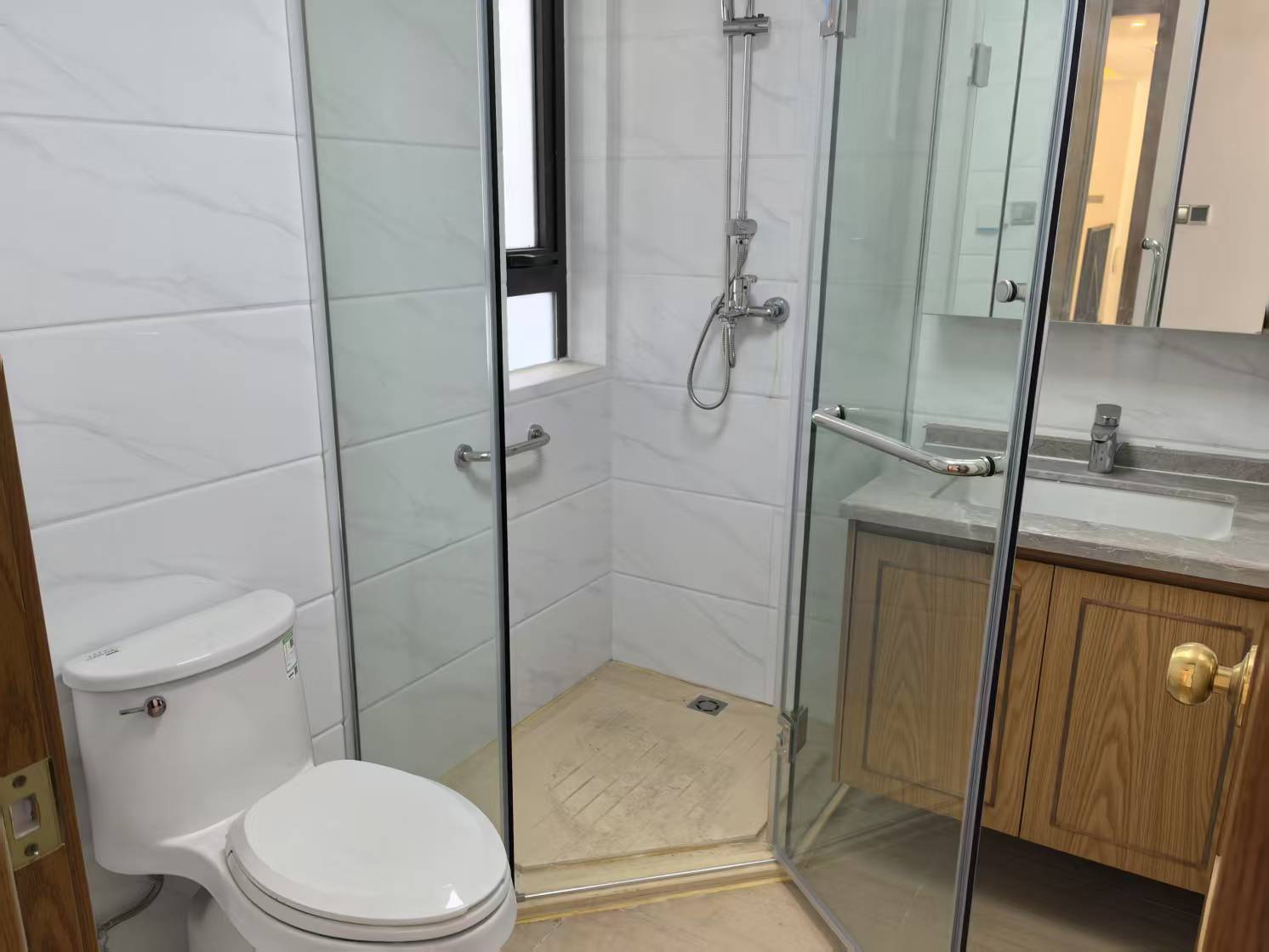 佳期漫 3室2厅2卫 217.43m²