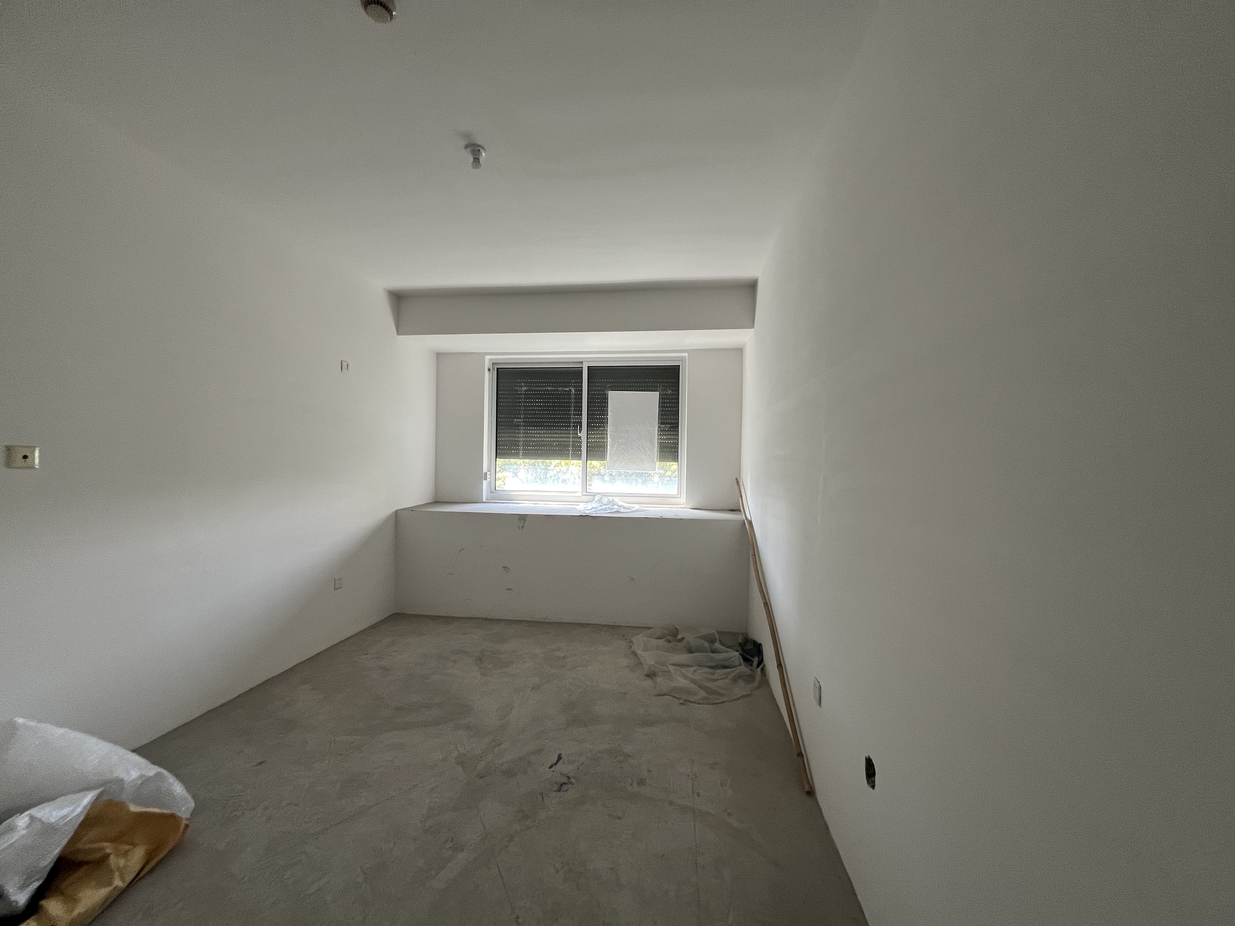 湖滨华庭 3室2厅1卫 96m&sup2;
