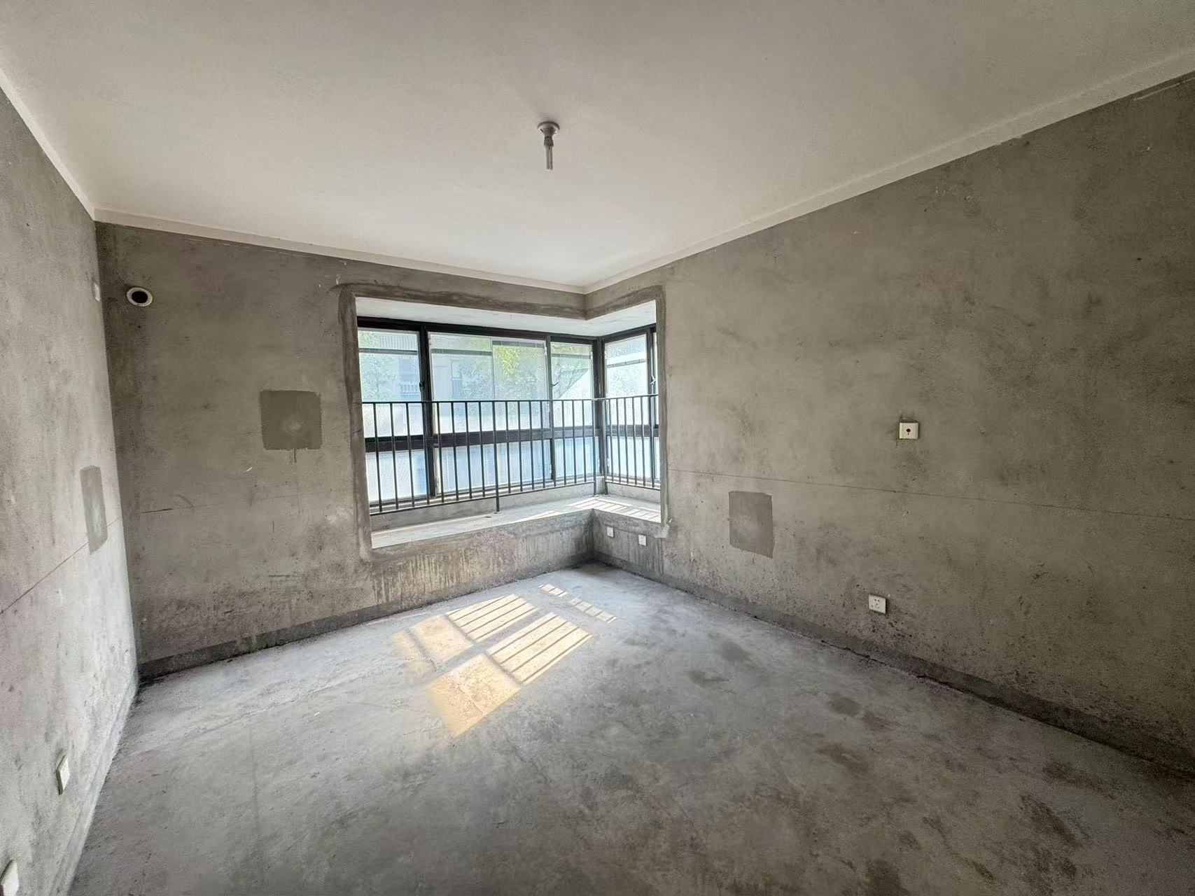 保利香槟国际 4室2厅2卫 137.00m&sup2;