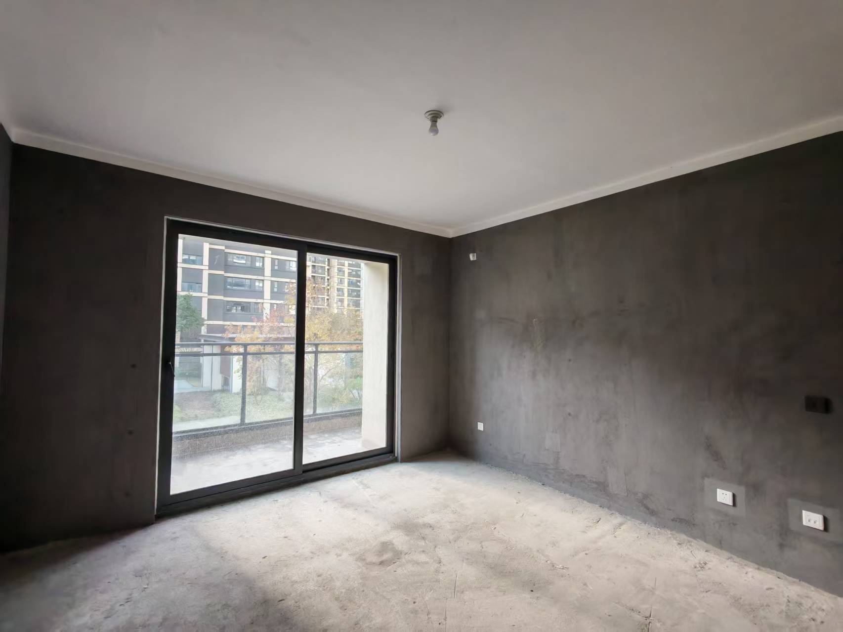 万科翡翠东第 4室2厅2卫 140.00m²
