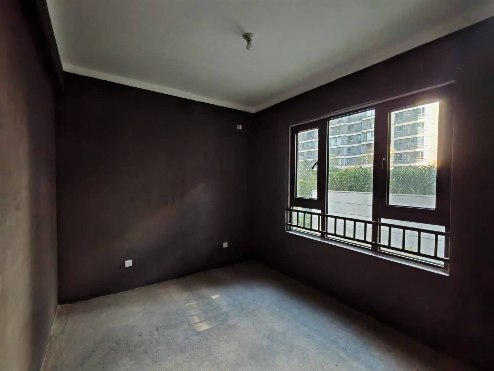 万科翡翠东第 4室2厅2卫 140.00m²