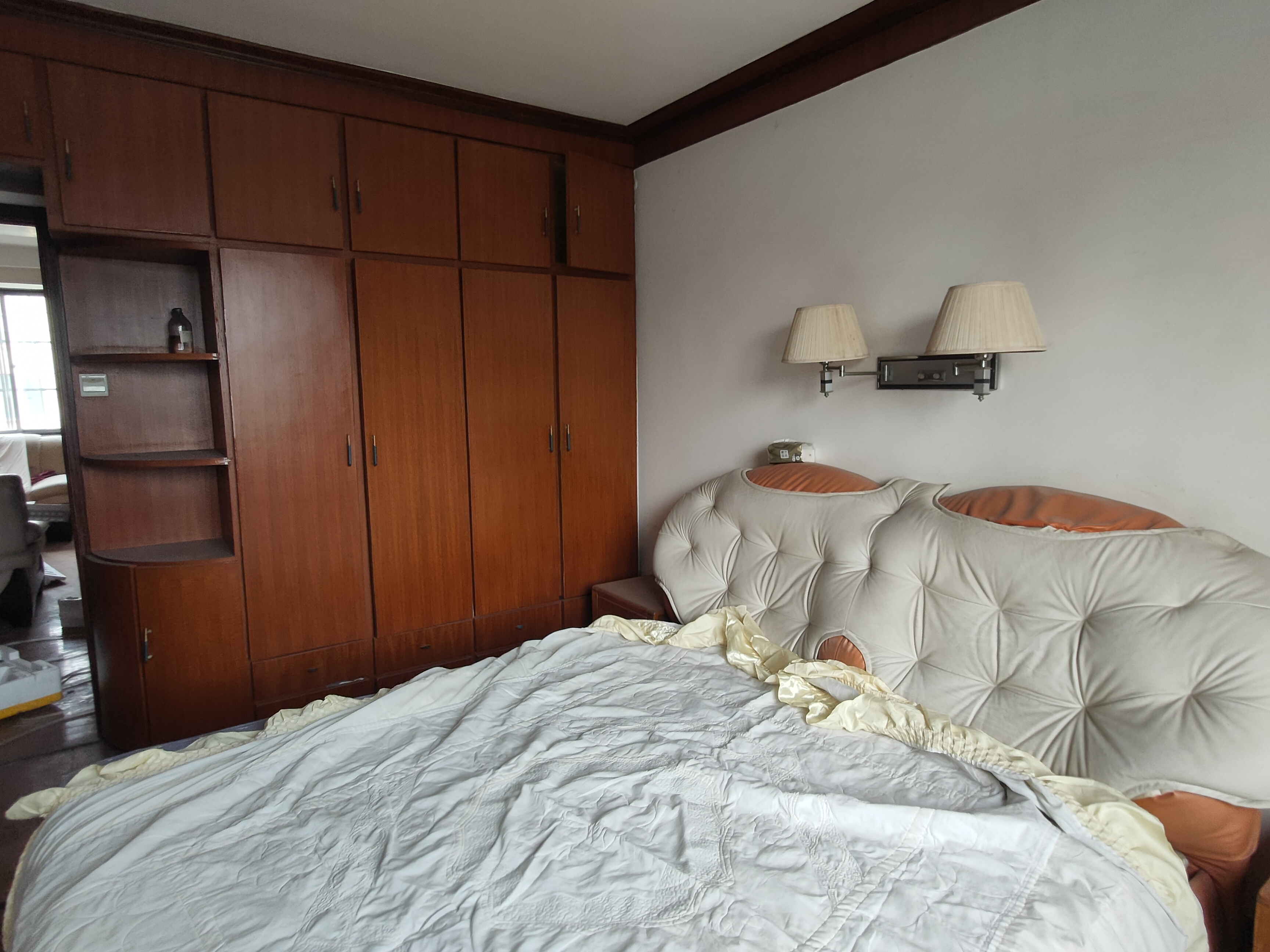 学田苑 3室2厅2卫 125m&sup2;