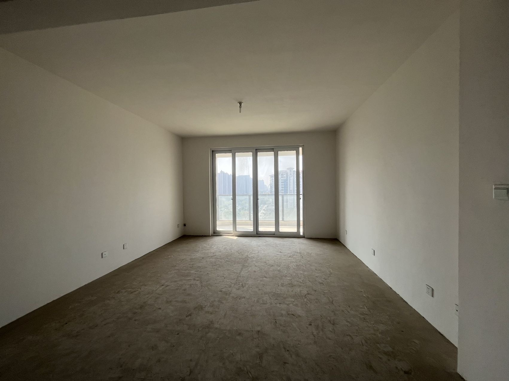 天和珺府 4室2厅2卫 189m²