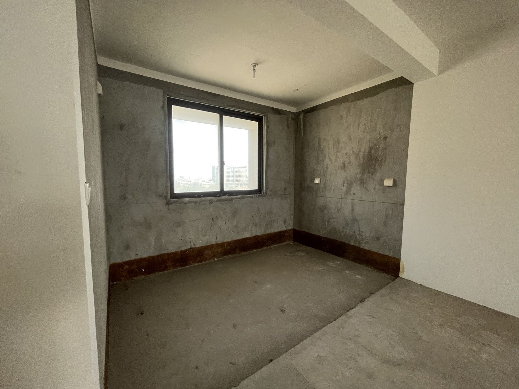 天和珺府 4室2厅2卫 189m²