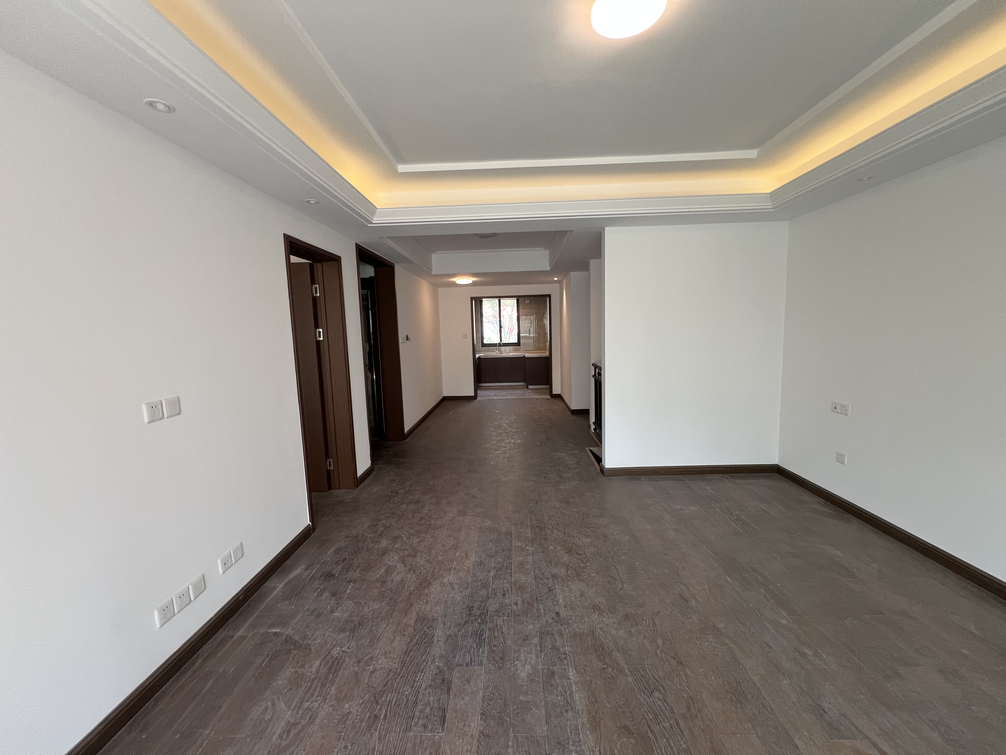 华强国际公馆 3室2厅2卫 133m²