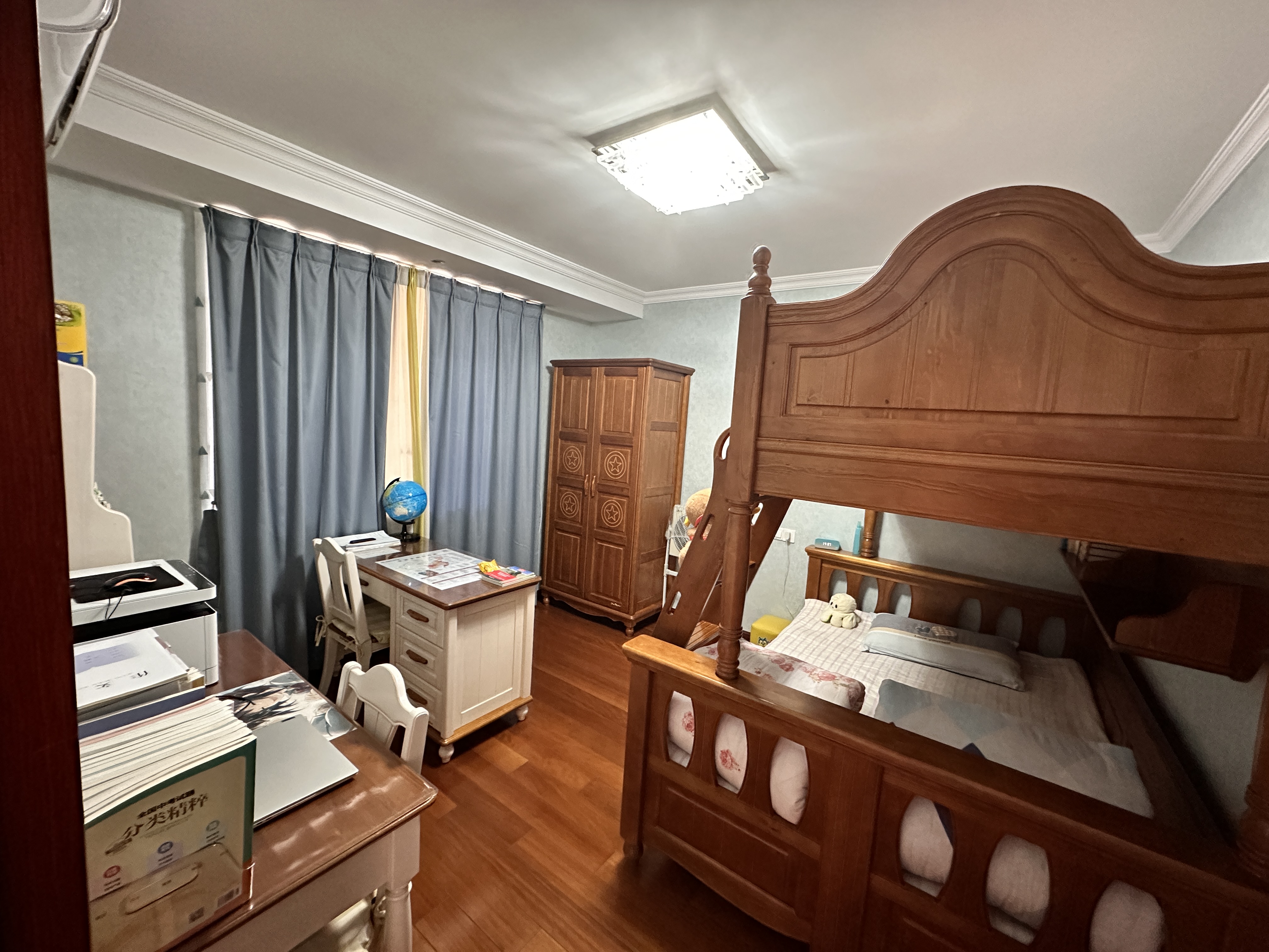 宝隆花园 3室1厅1卫 84.06m²