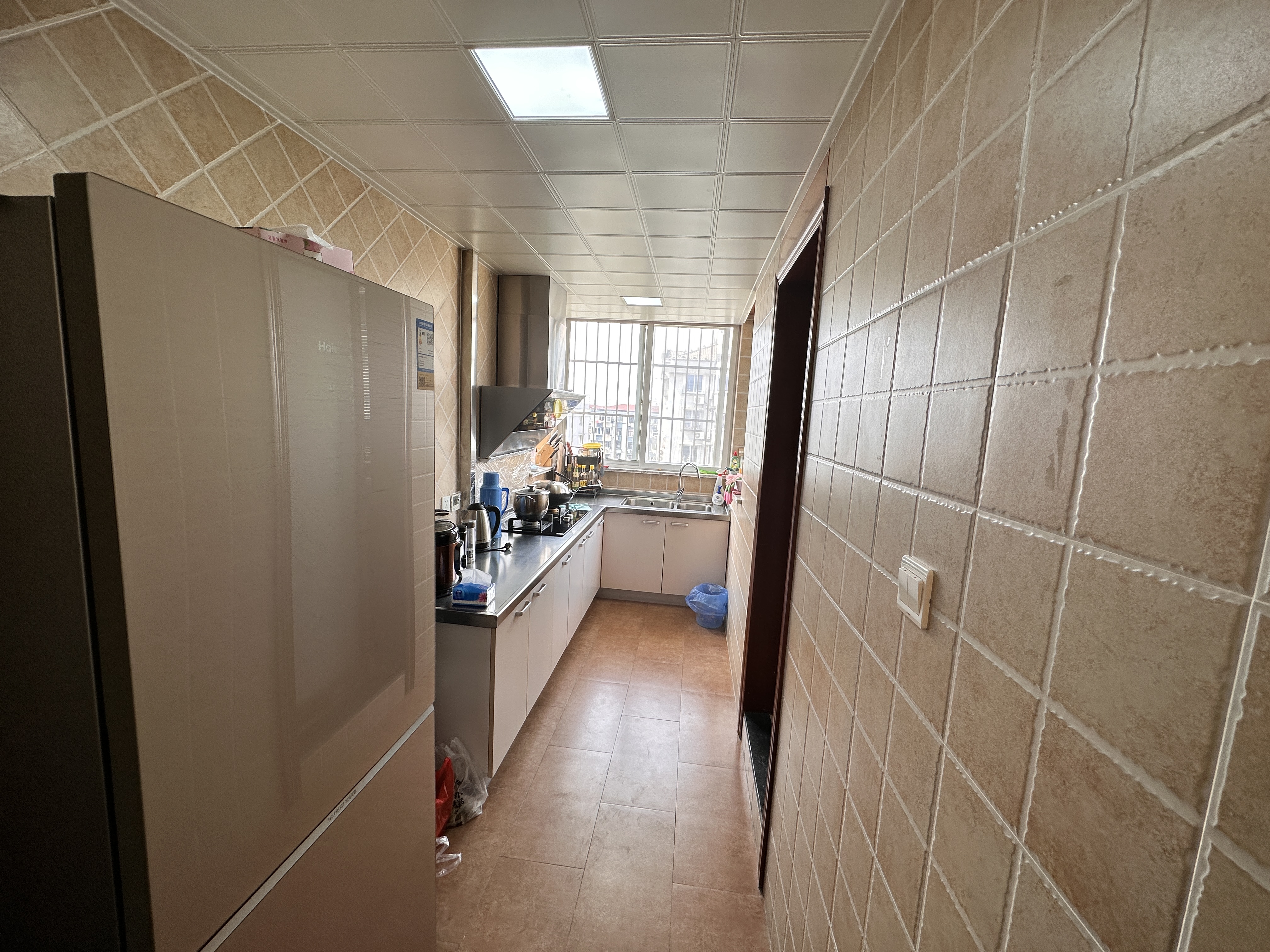 宝隆花园 3室1厅1卫 84.06m²