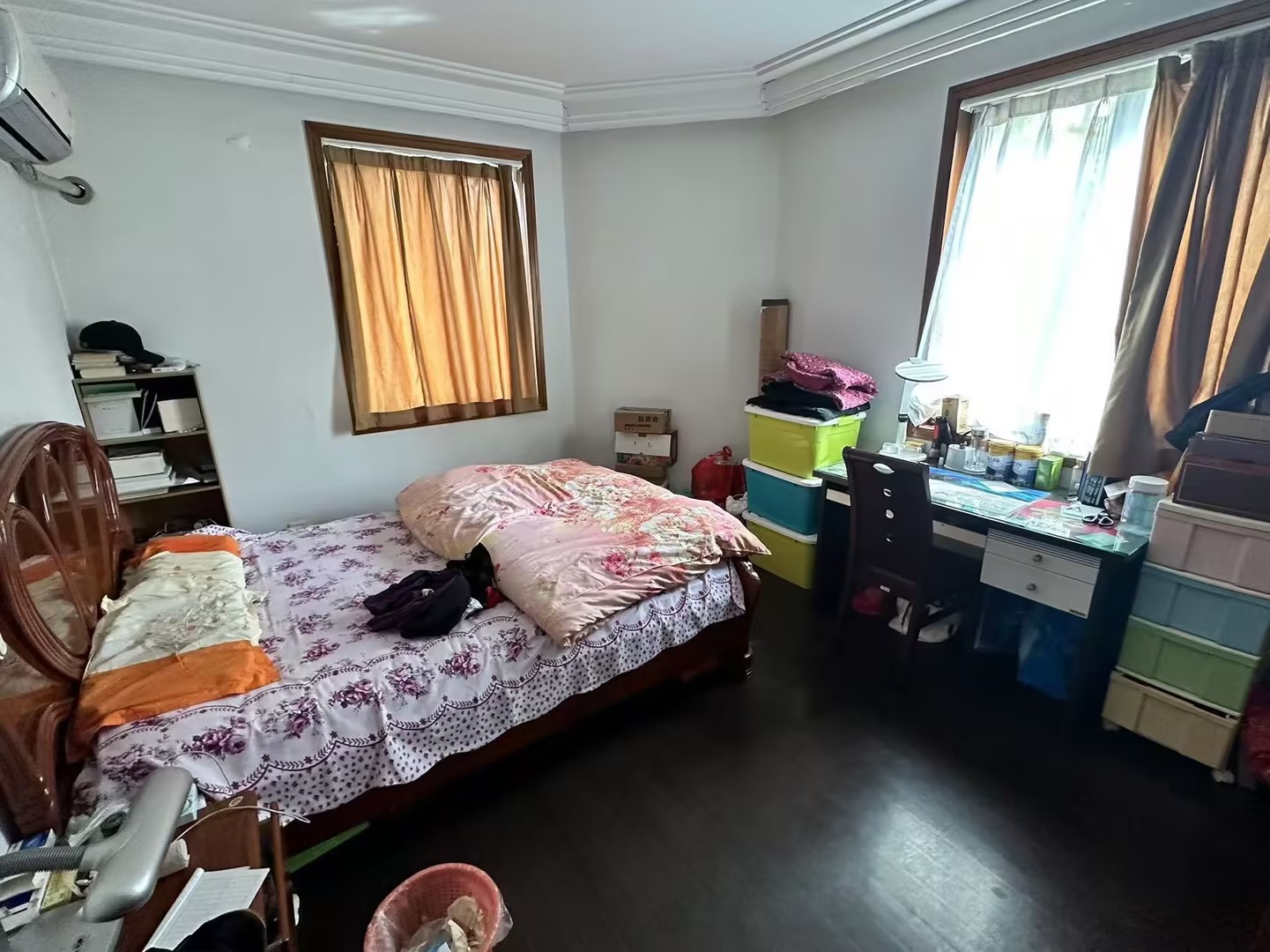 和兴花苑 4室2厅2卫 149m&sup2;