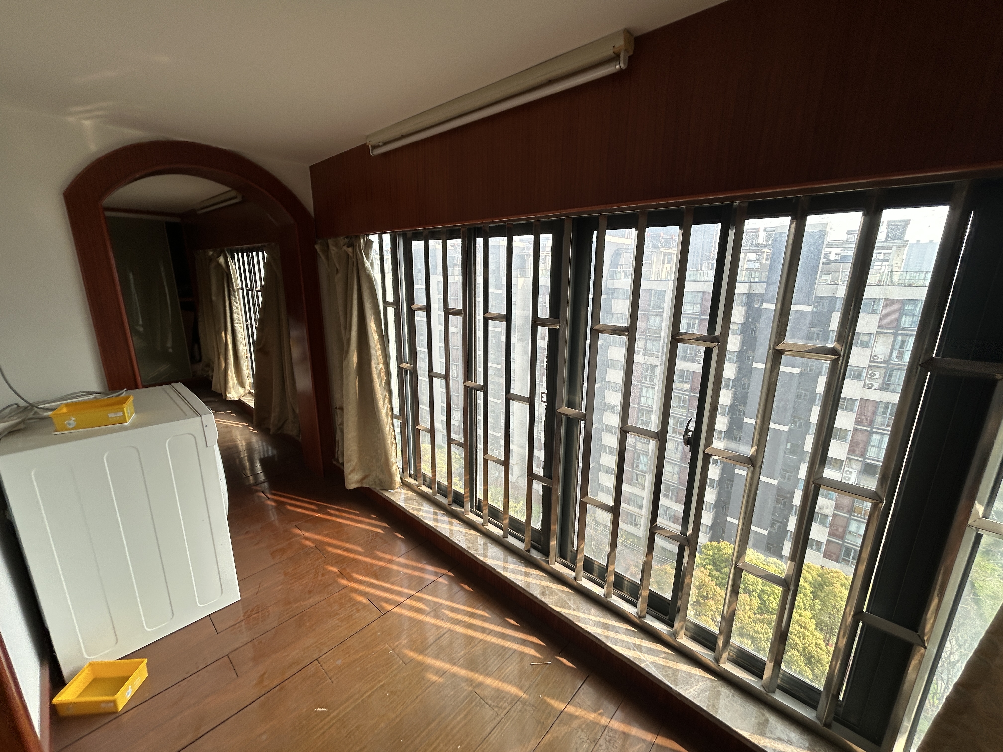 苏建阳光新城 4室2厅2卫 83m&sup2;