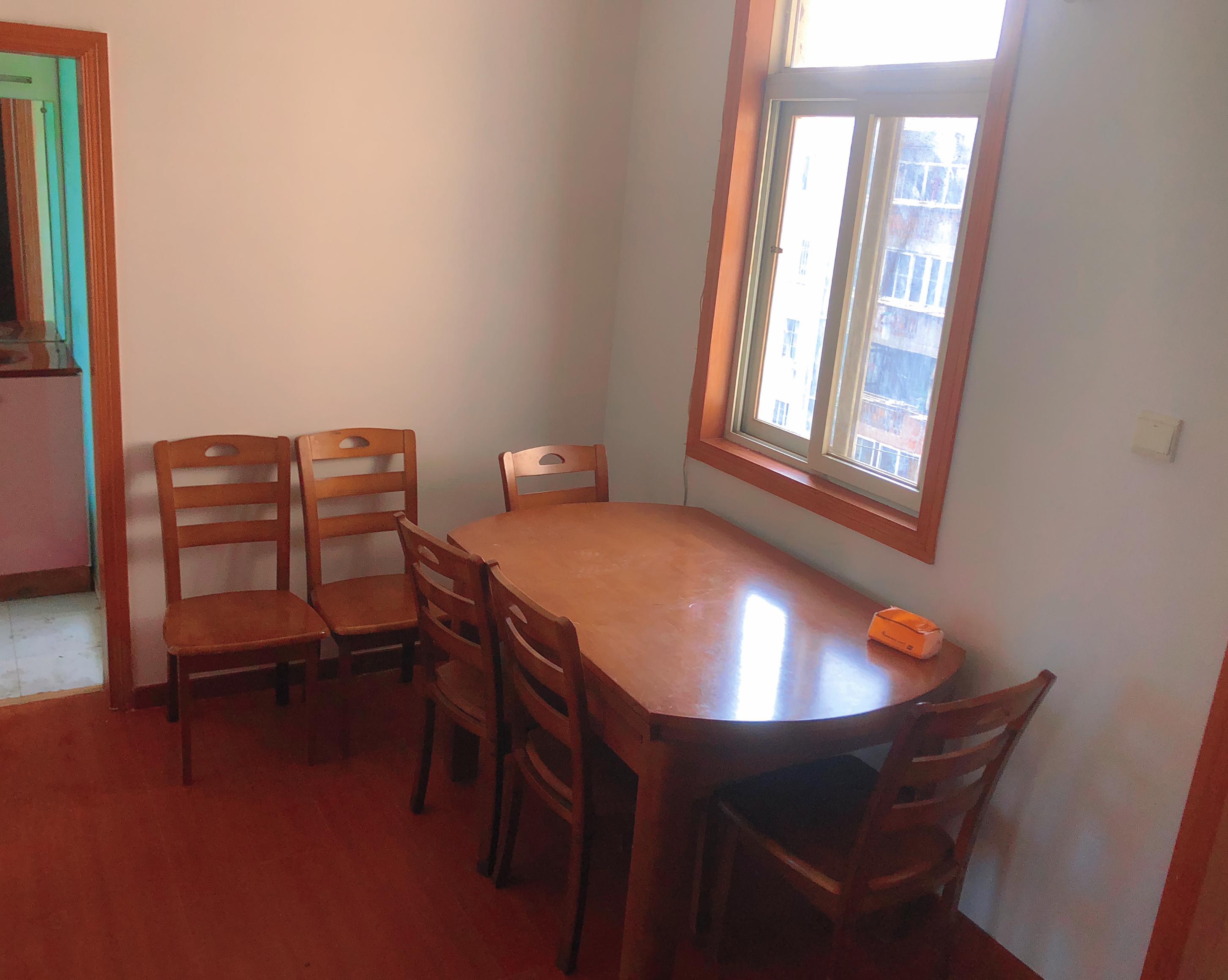 新建路新村(新建花苑) 2室1厅1卫 64.00m²