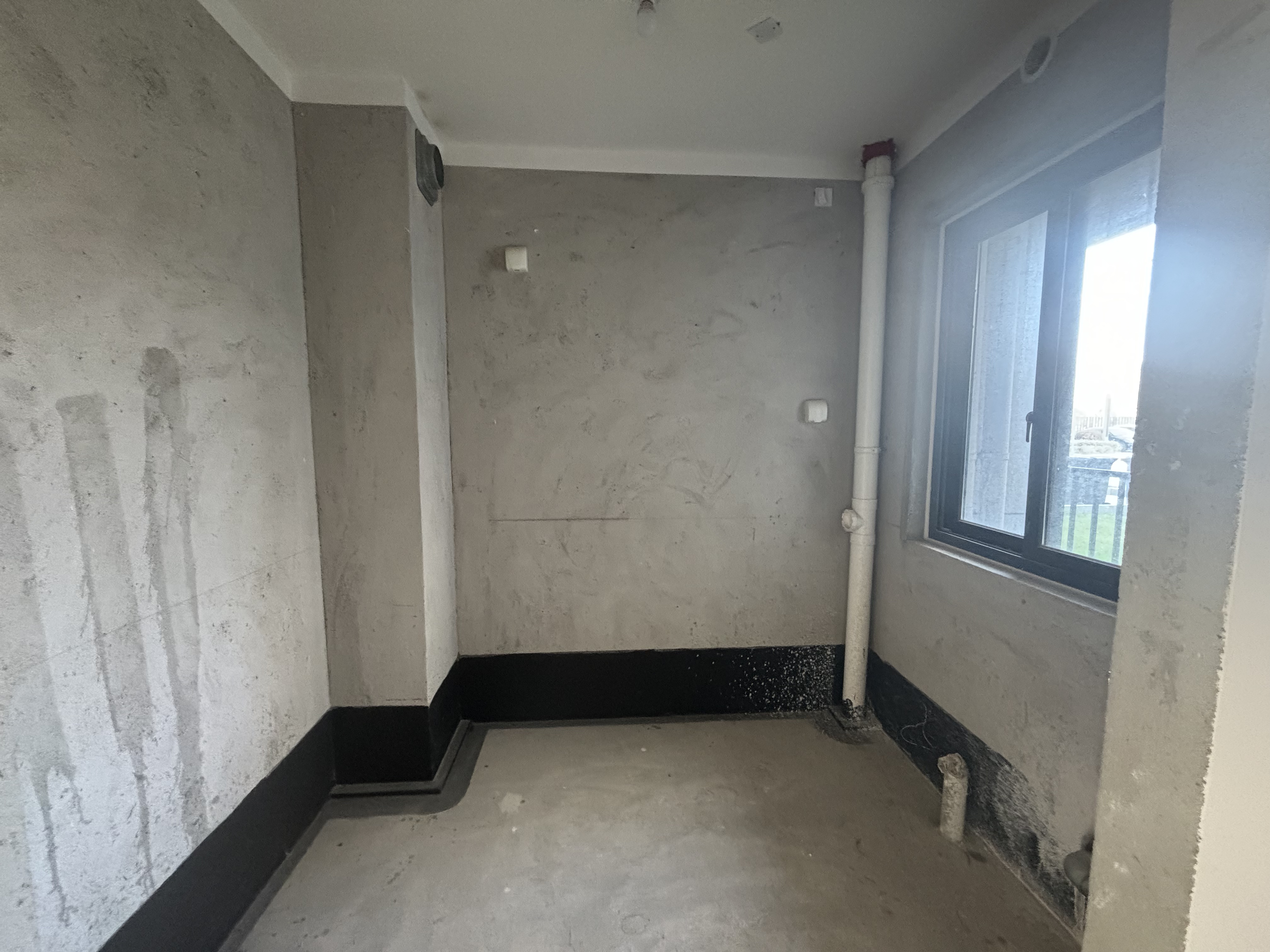东时区 3室2厅2卫 115m²