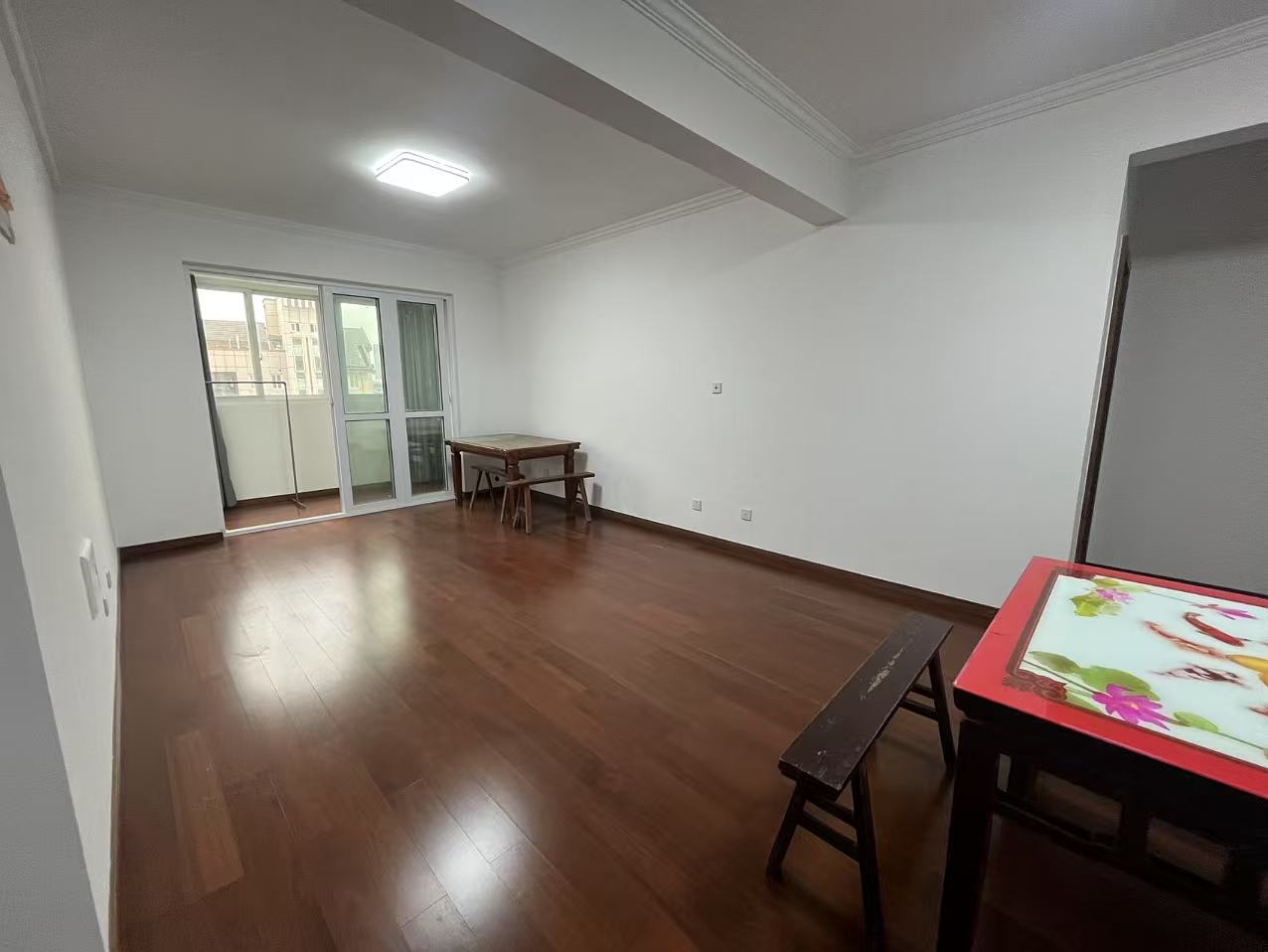 天香苑 3室1厅1卫 132m²
