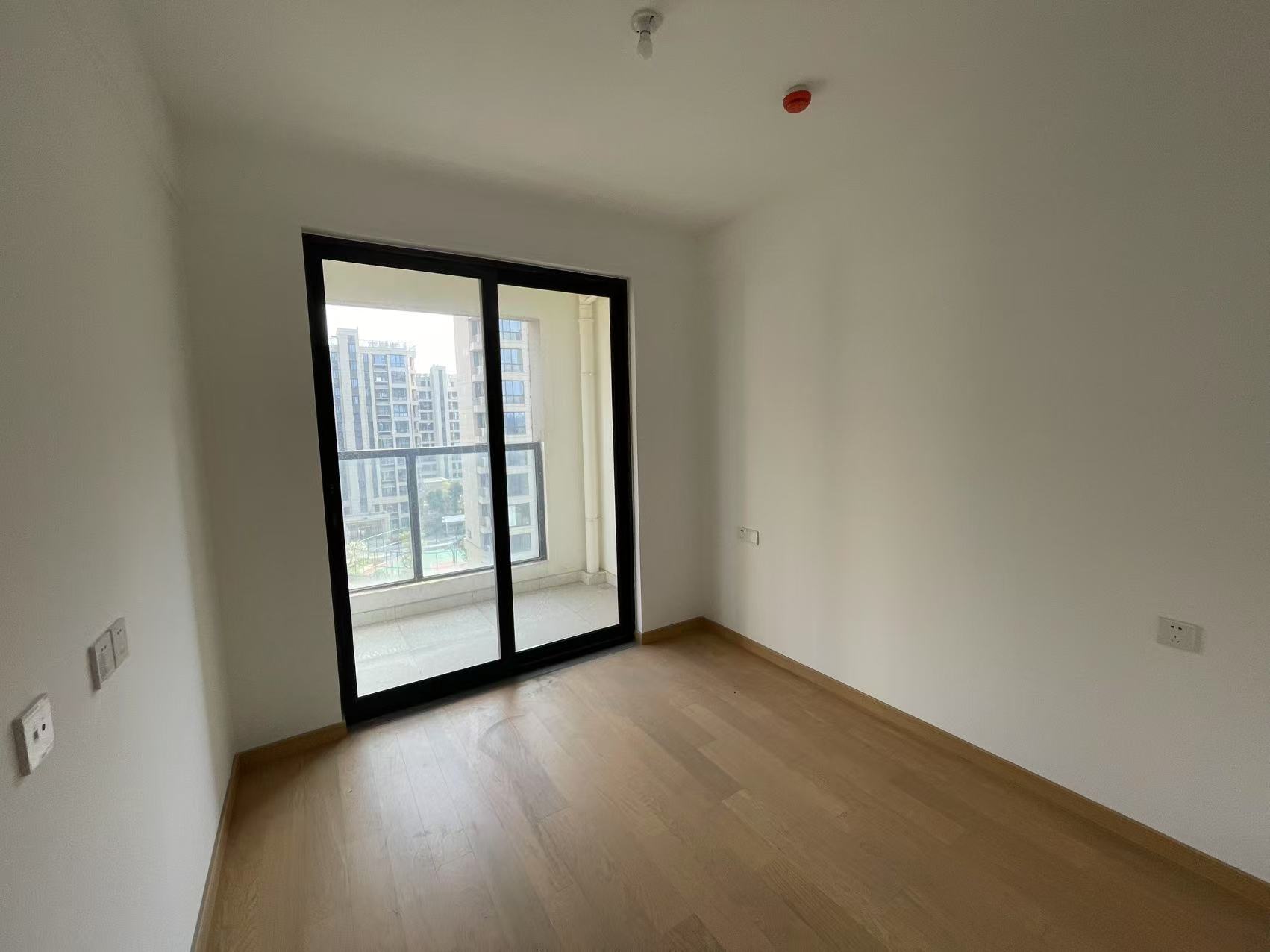 时光漫城 3室2厅2卫 124.94m&sup2;