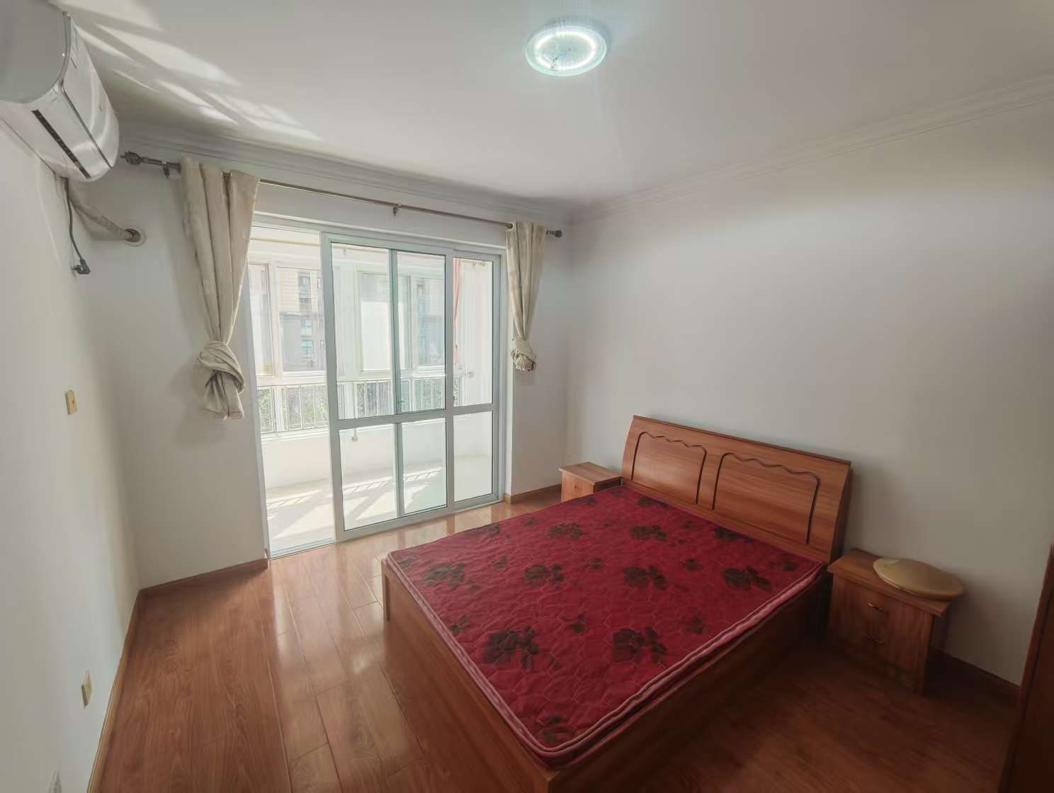 学士府 2室1厅1卫 78m²