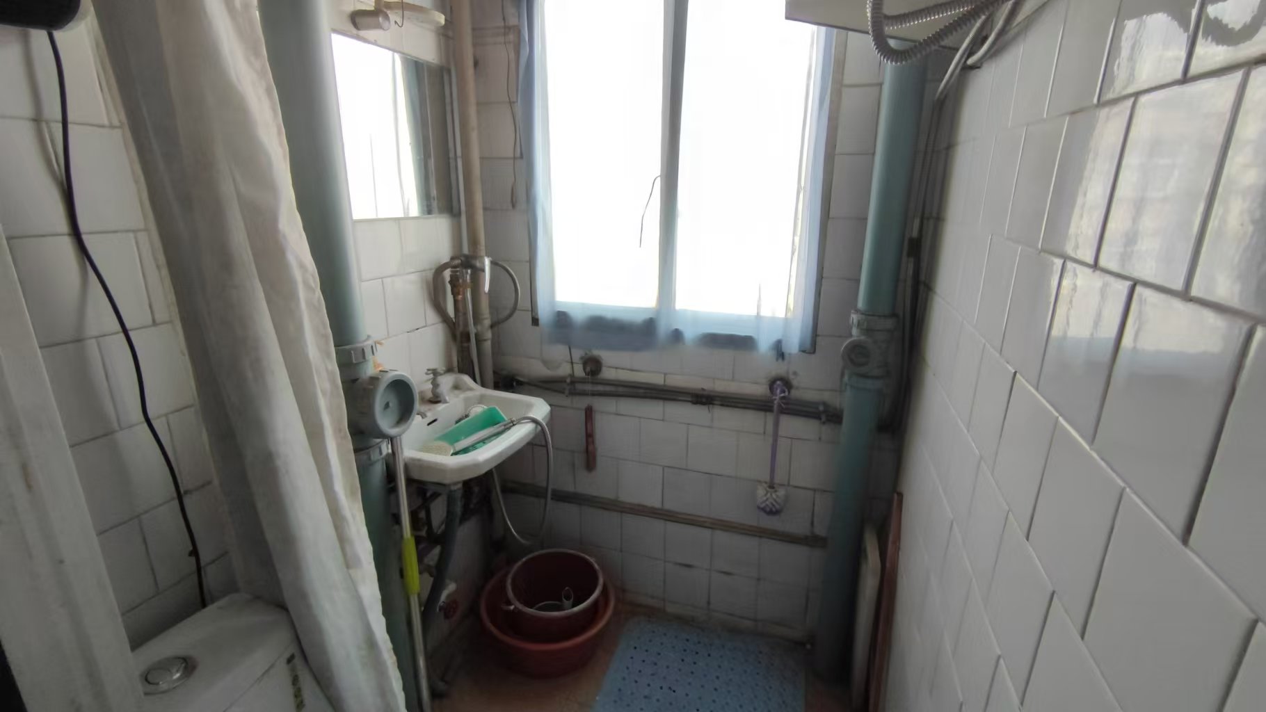 虹桥新村(朝霞路) 2室1厅1卫 72m&sup2;